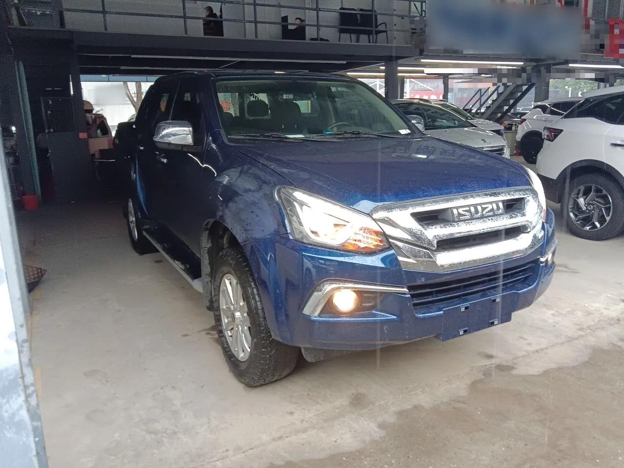 Isuzu D-MAX 2020 1.9T 4x4 Automatic Comfort Edition China VI Standard RZ4E Hi-Power — миниатюра 3