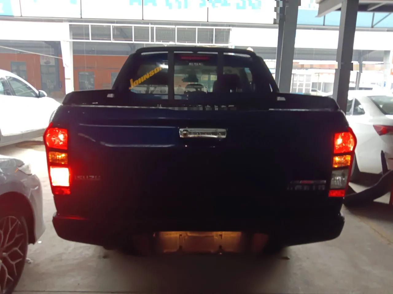 Isuzu D-MAX 2020 1.9T 4x4 Automatic Comfort Edition China VI Standard RZ4E Hi-Power — миниатюра 5