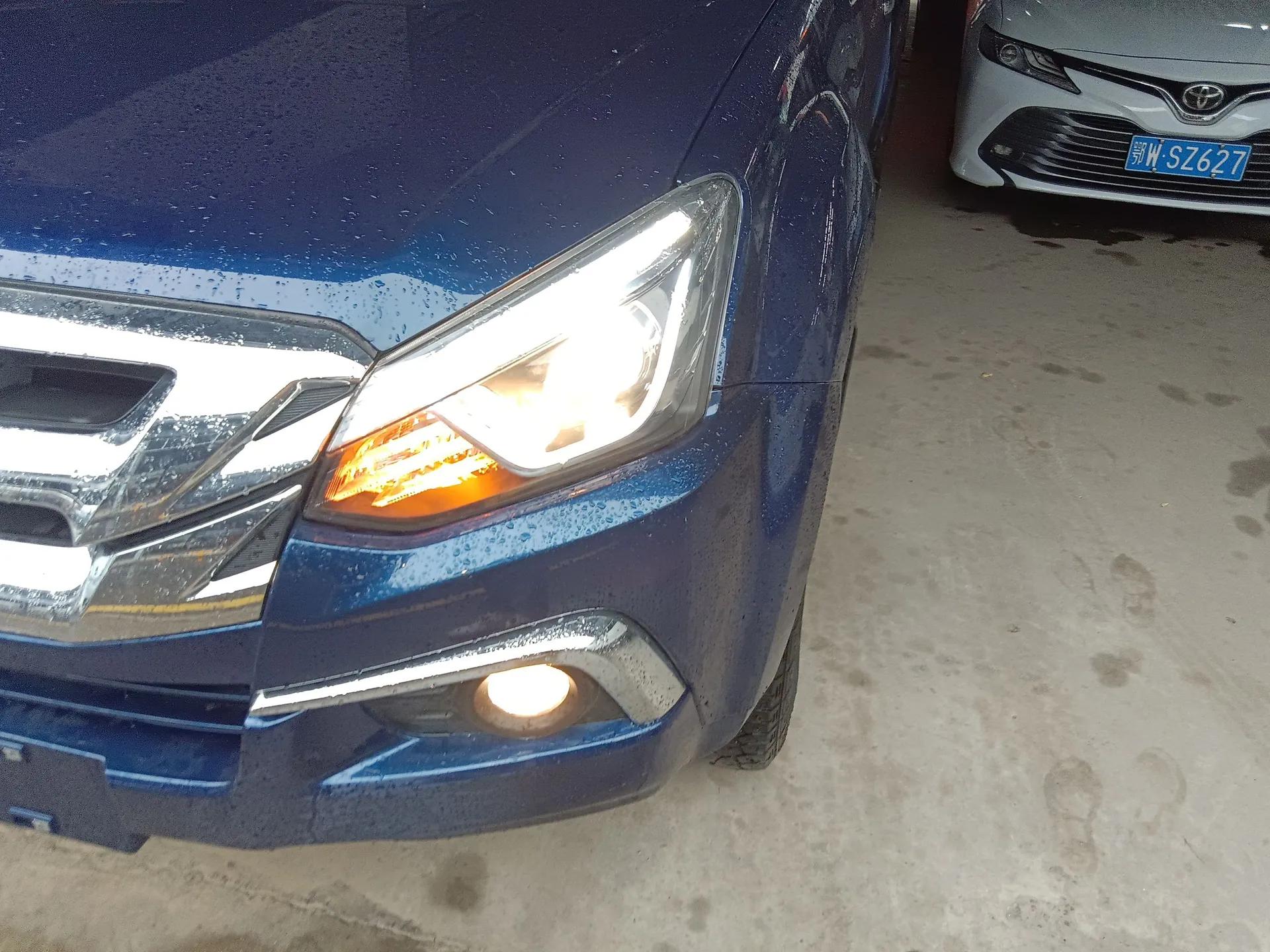 Isuzu D-MAX 2020 1.9T 4x4 Automatic Comfort Edition China VI Standard RZ4E Hi-Power — миниатюра 9