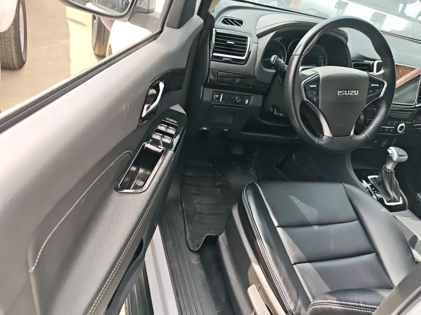 Isuzu D-MAX 2020 1.9T Two-Wheel Drive Automatic Comfort Edition China VI Standard RZ4E Hi-Power — миниатюра 19