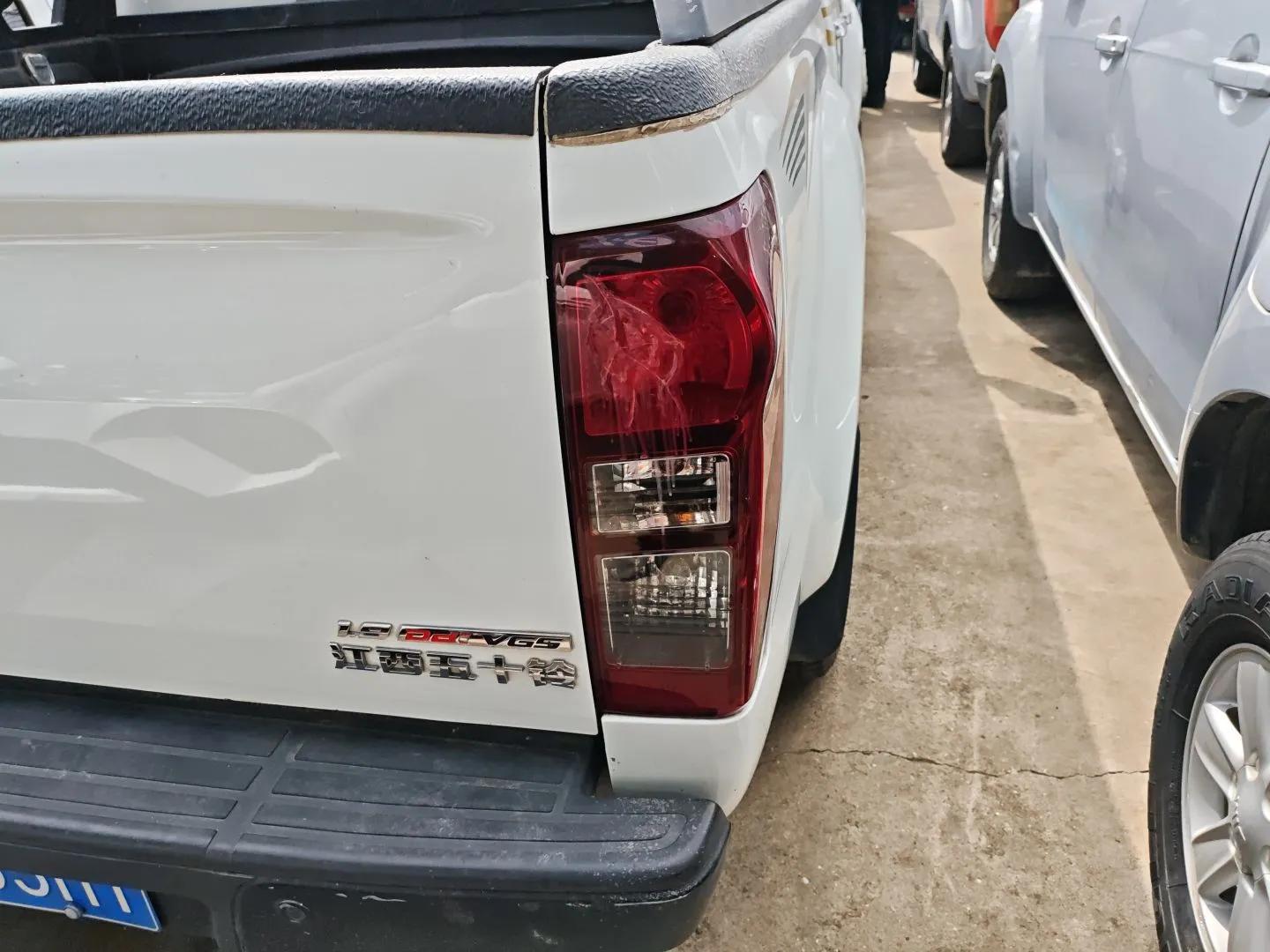 Isuzu D-MAX 2020 1.9T Two-Wheel Drive Automatic Comfort Edition China VI Standard RZ4E Hi-Power — миниатюра 7