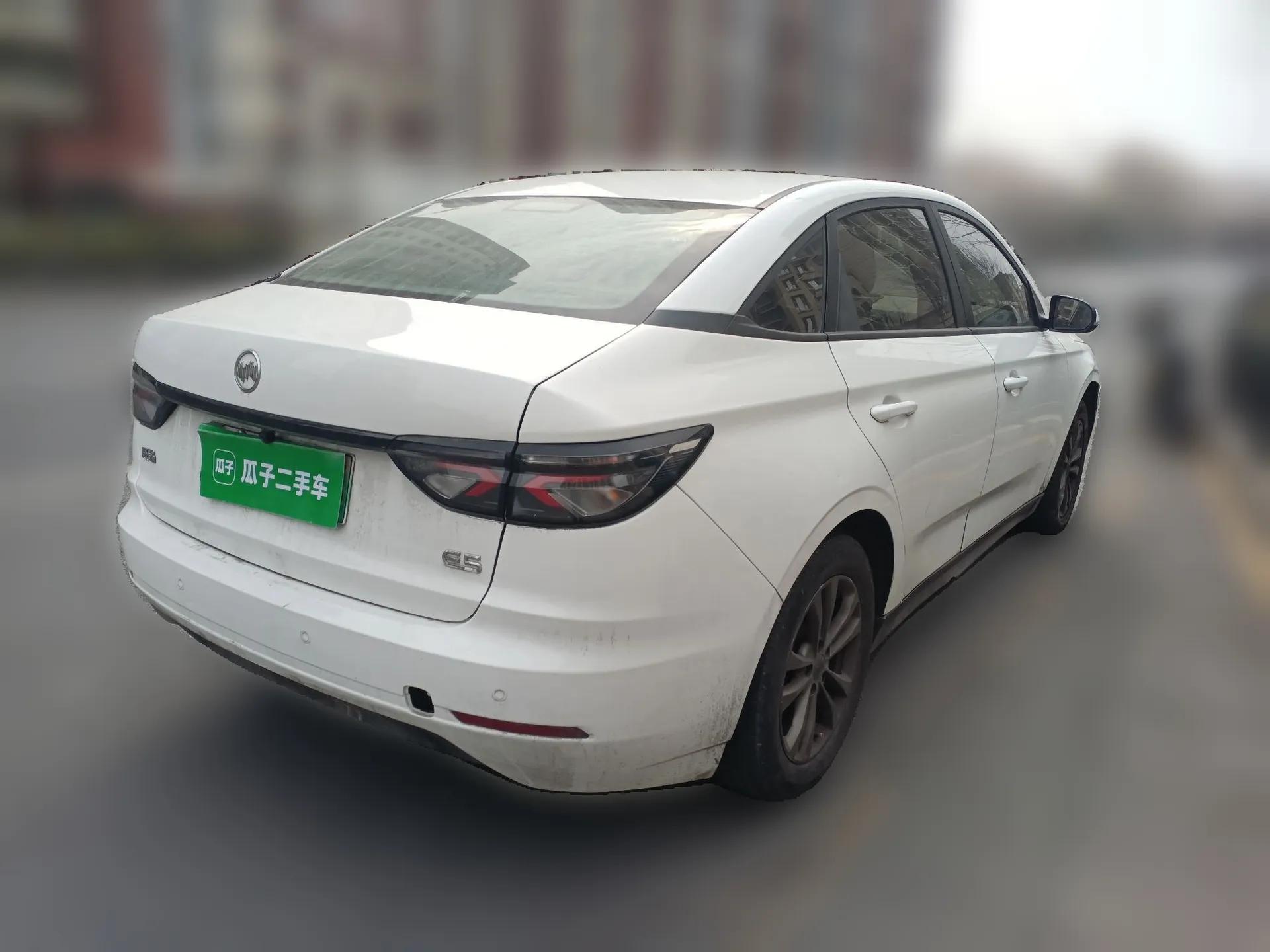 WM Motor E.5 2021 400 Ji Ke Xing — миниатюра 6