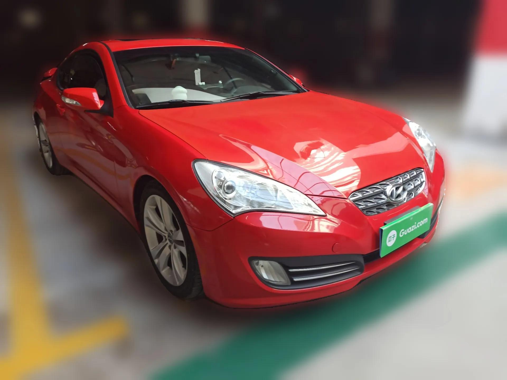 Hyundai Genesis Coupe 2010 2.0T Automatic Luxury Edition (Imported) — миниатюра 3
