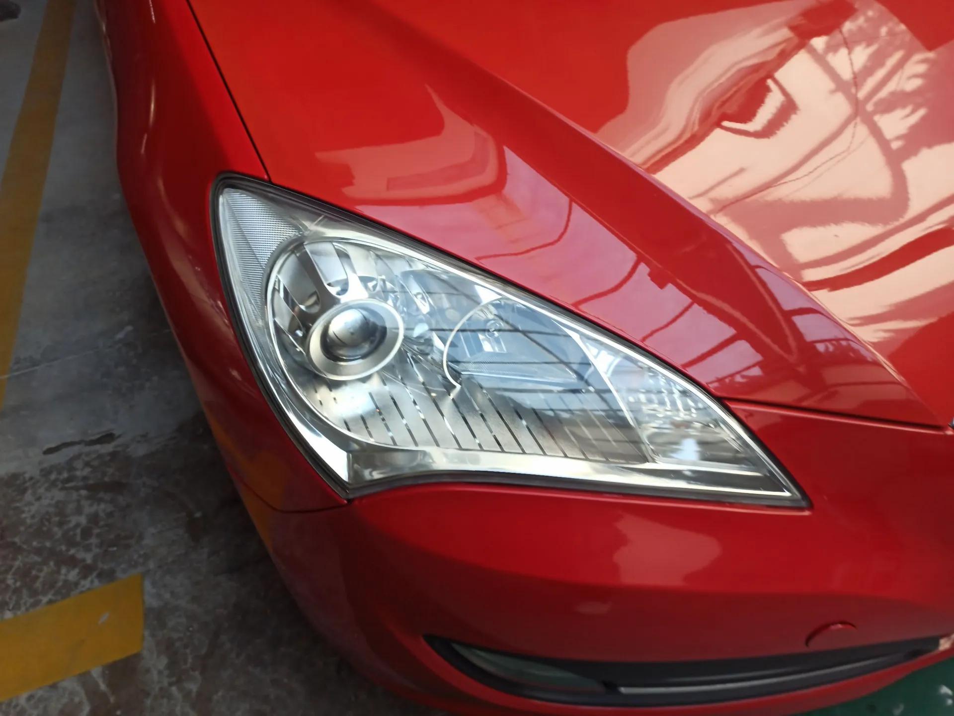 Hyundai Genesis Coupe 2010 2.0T Automatic Luxury Edition (Imported) — миниатюра 7