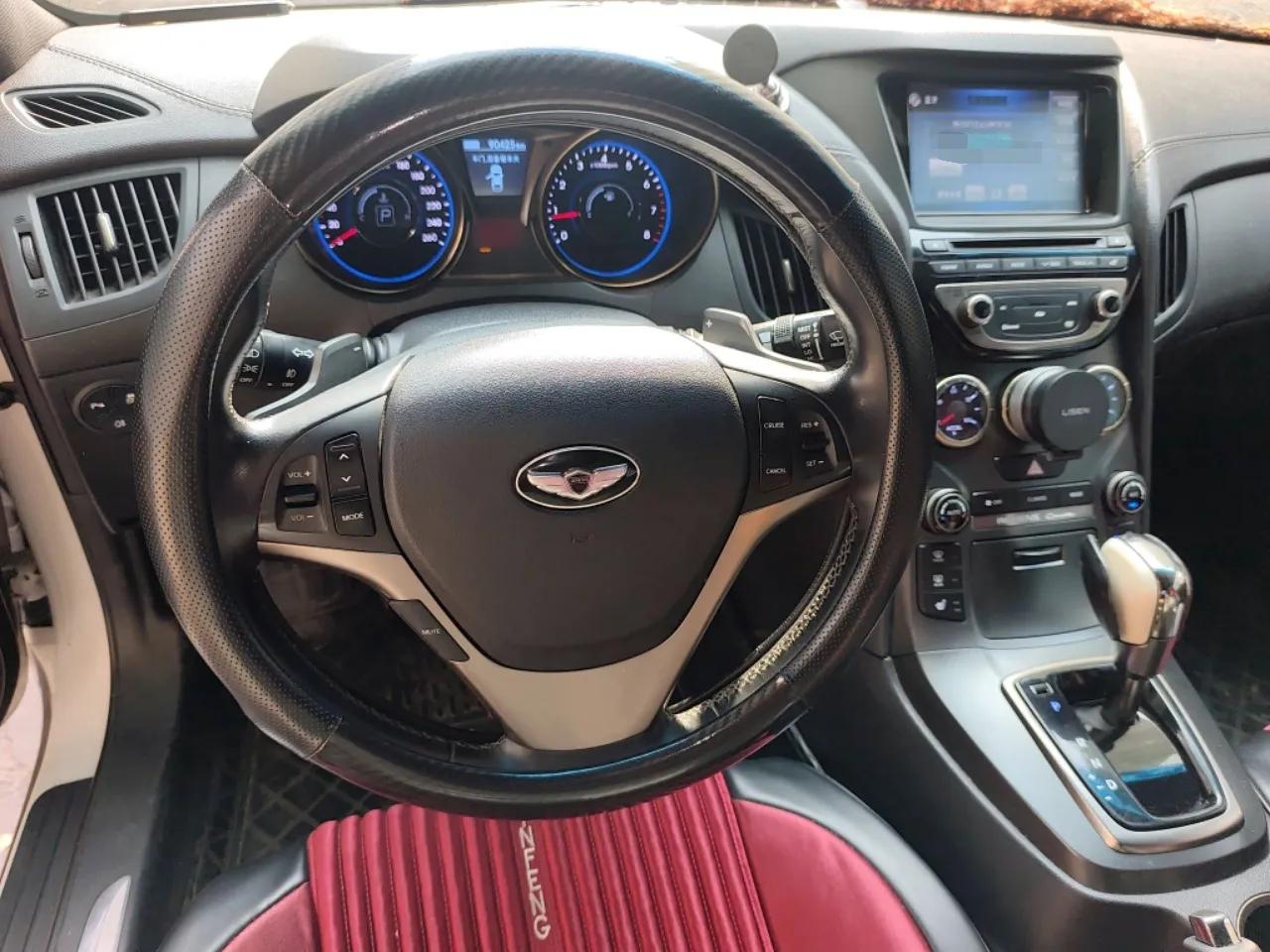 Hyundai Genesis Coupe 2012 2.0T Automatic Brembo Edition — миниатюра 11