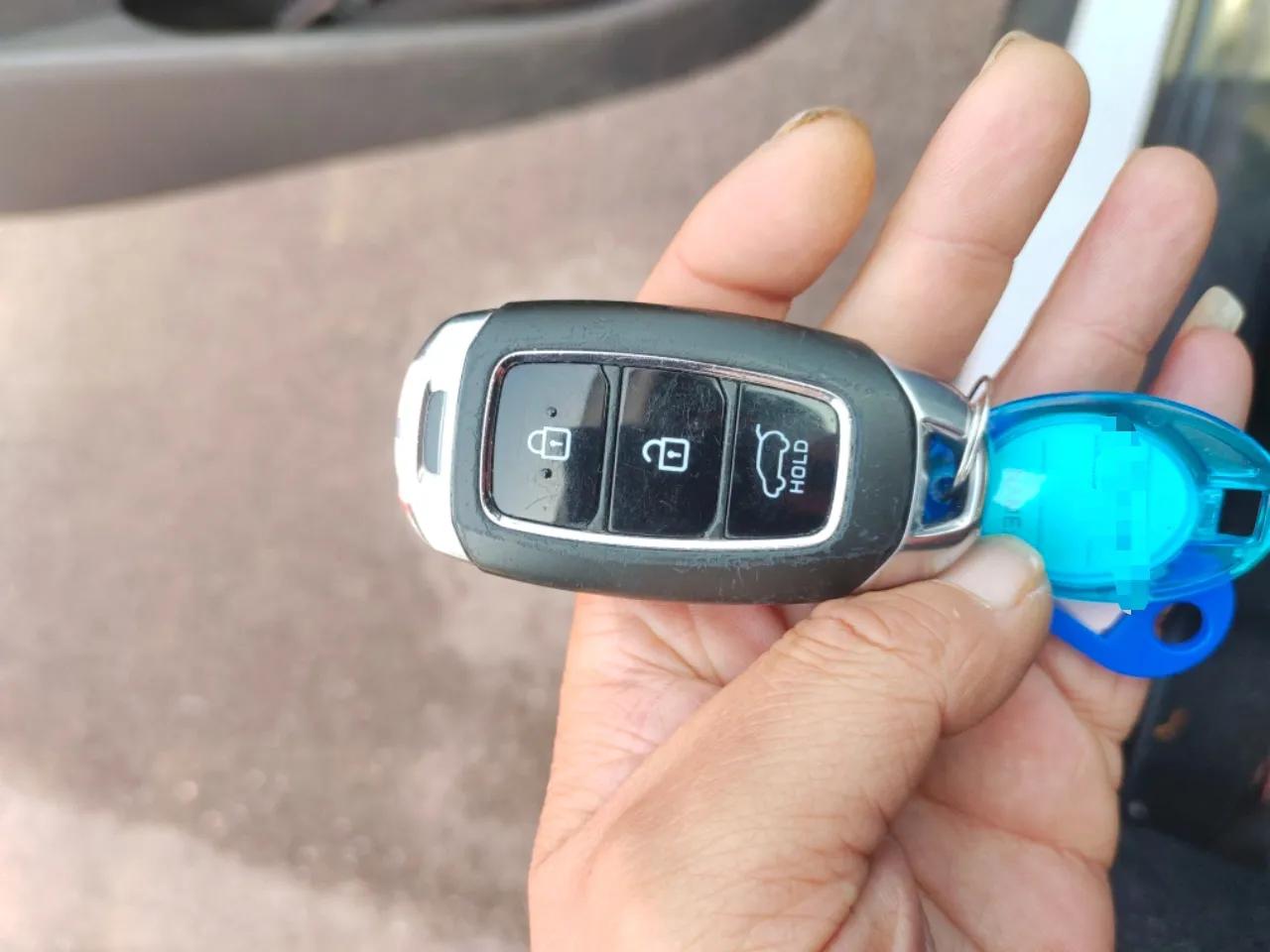 Hyundai ENCINO Electric 2020 TOP Enjoyment Edition — миниатюра 9