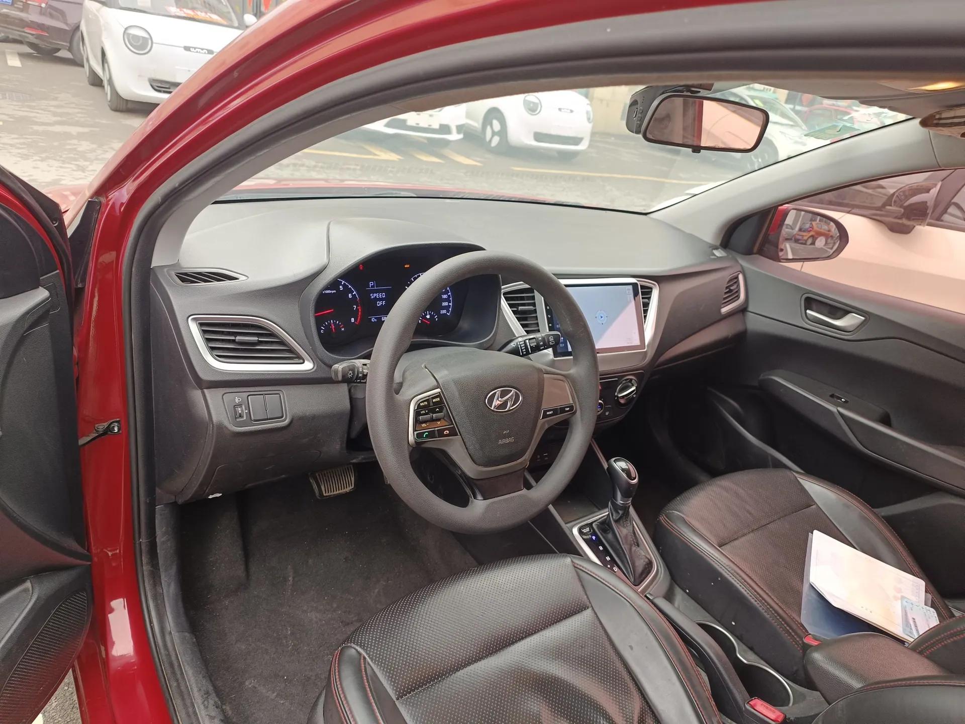 Hyundai Verna RV 2017 1.4L Automatic Cool Edition GLS China V Emission Standard — миниатюра 12