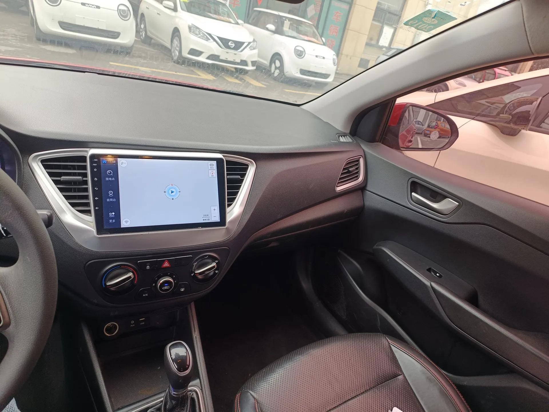 Hyundai Verna RV 2017 1.4L Automatic Cool Edition GLS China V Emission Standard — миниатюра 15