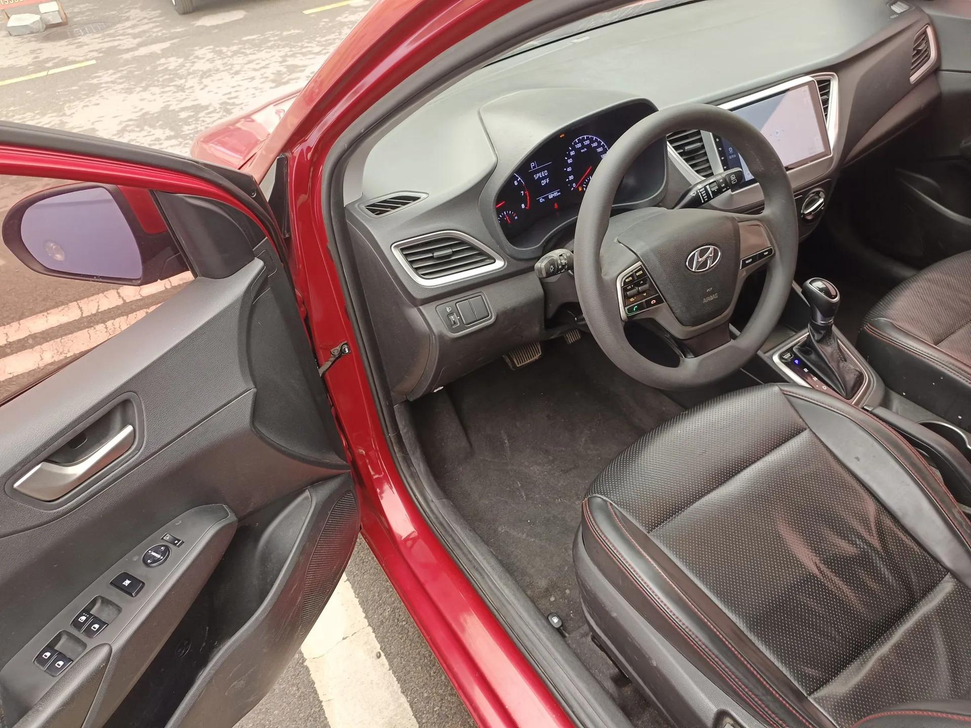 Hyundai Verna RV 2017 1.4L Automatic Cool Edition GLS China V Emission Standard — миниатюра 18