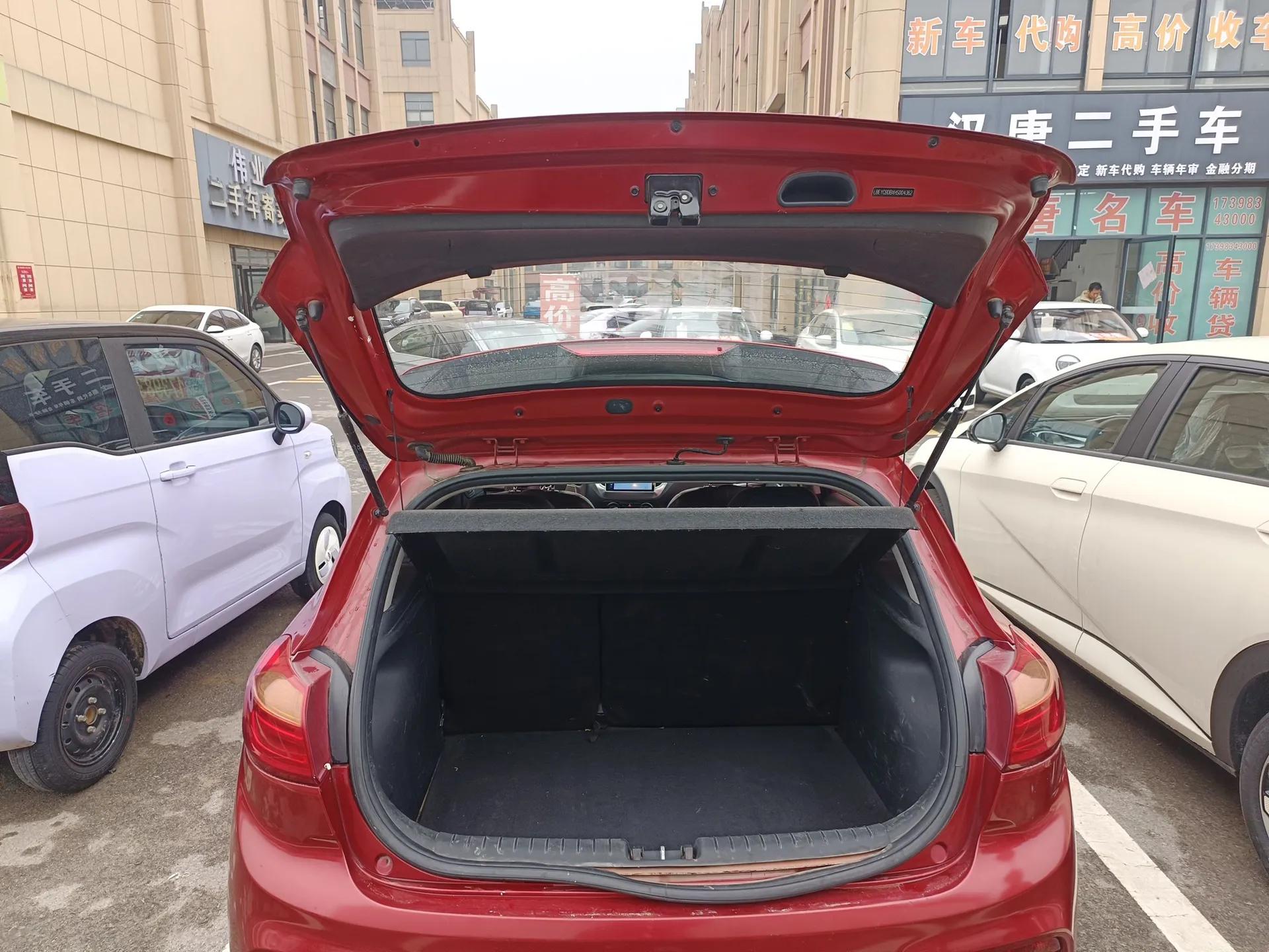 Hyundai Verna RV 2017 1.4L Automatic Cool Edition GLS China V Emission Standard — миниатюра 21