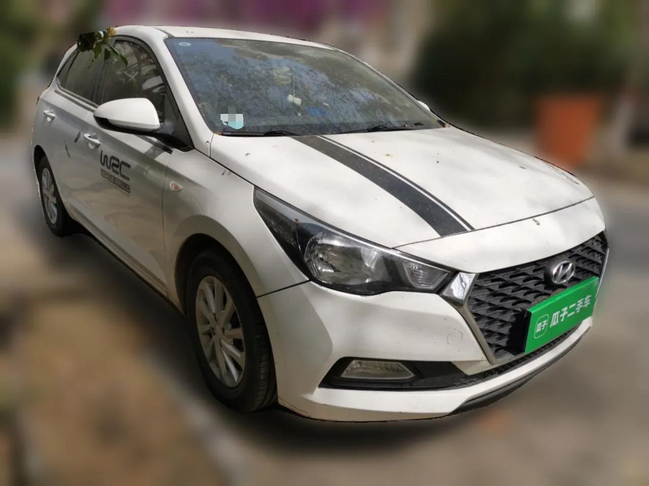 Hyundai Verna RV 2017 1.4L Automatic Cool Edition GLS China V Emission Standard — миниатюра 3