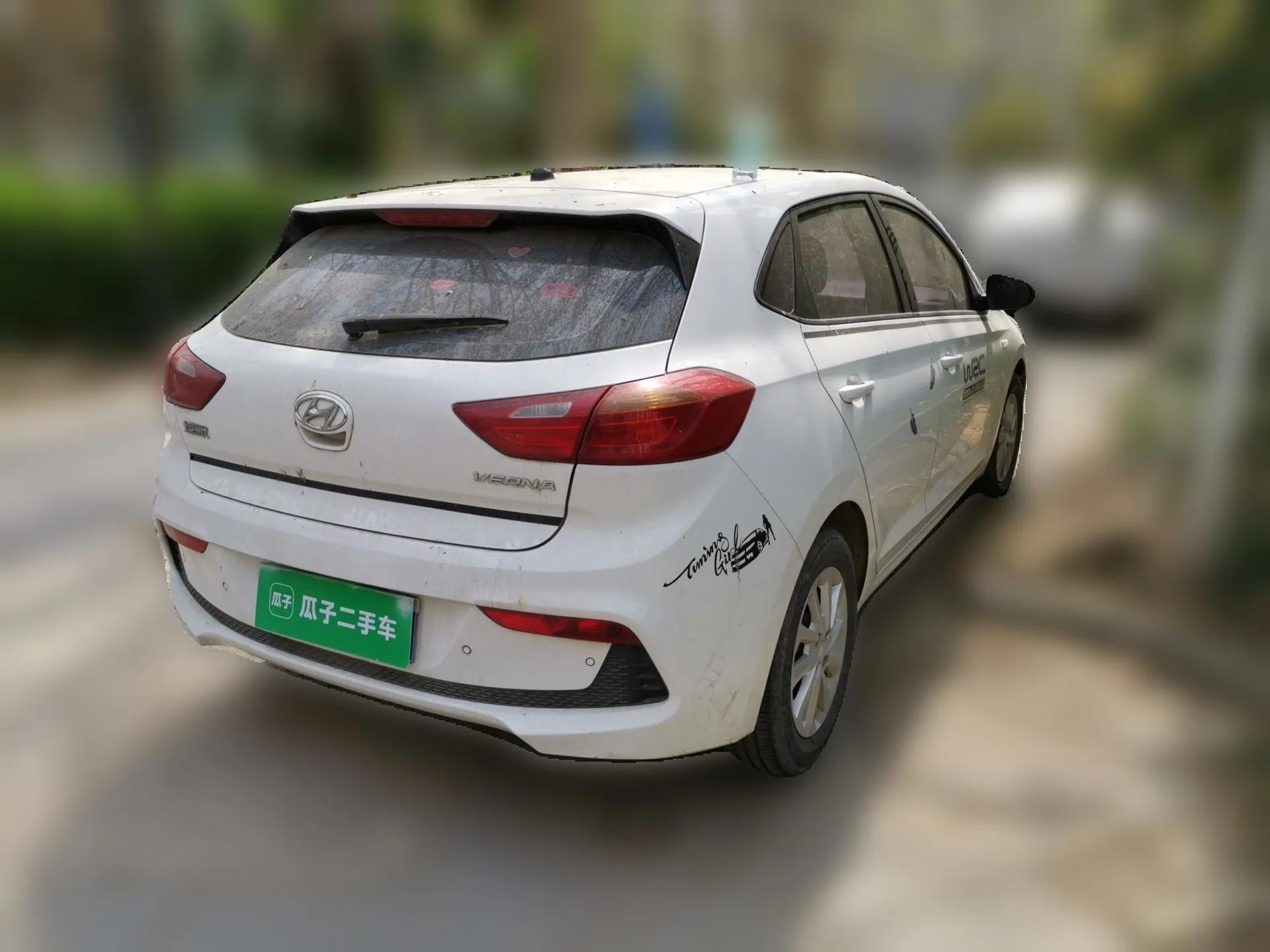 Hyundai Verna RV 2017 1.4L Automatic Cool Edition GLS China V Emission Standard — миниатюра 4