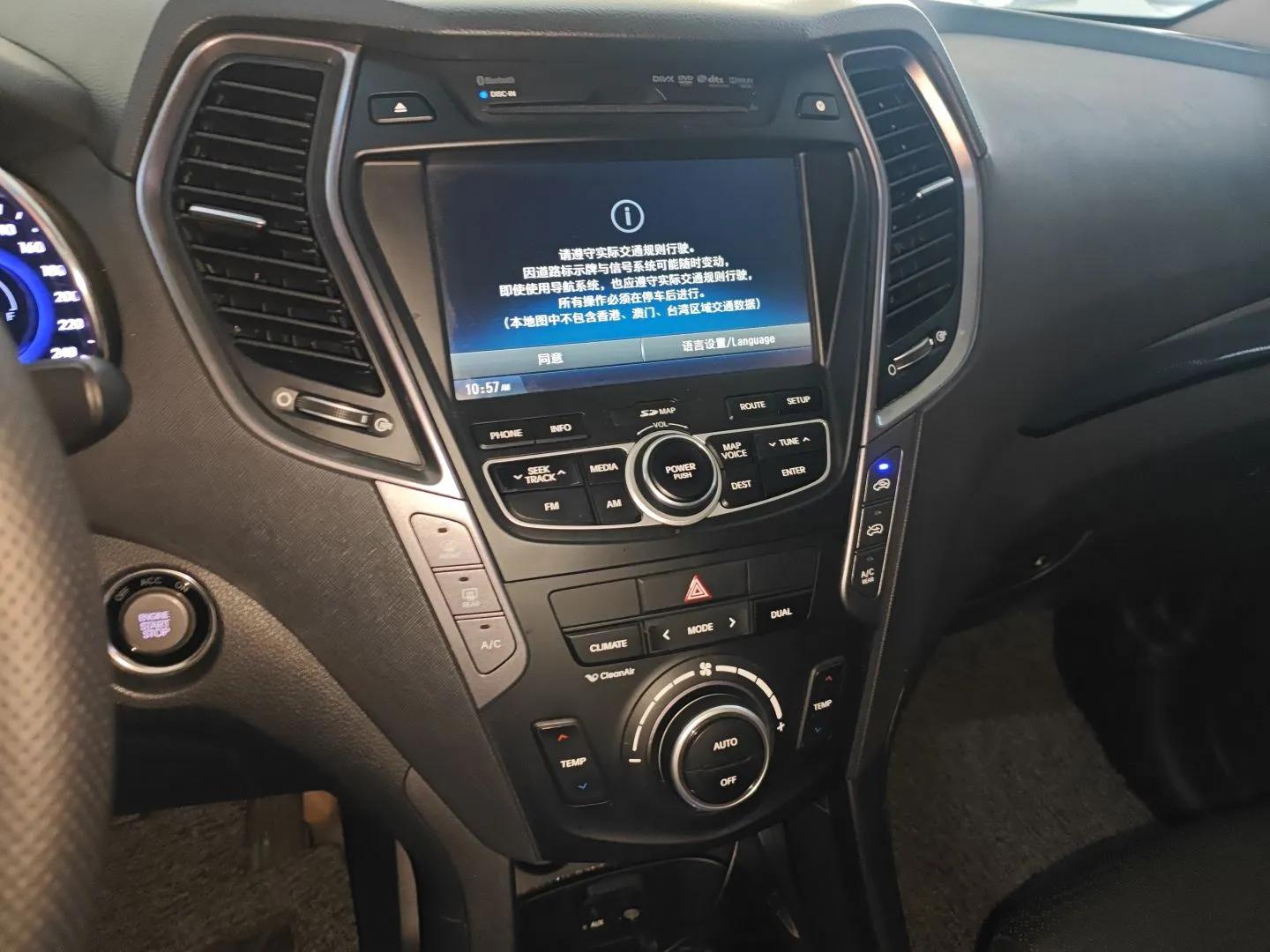 Hyundai Santa Fe Classic 2013 3.0L 4x4 Flagship Edition 7 Seats Euro IV — миниатюра 16