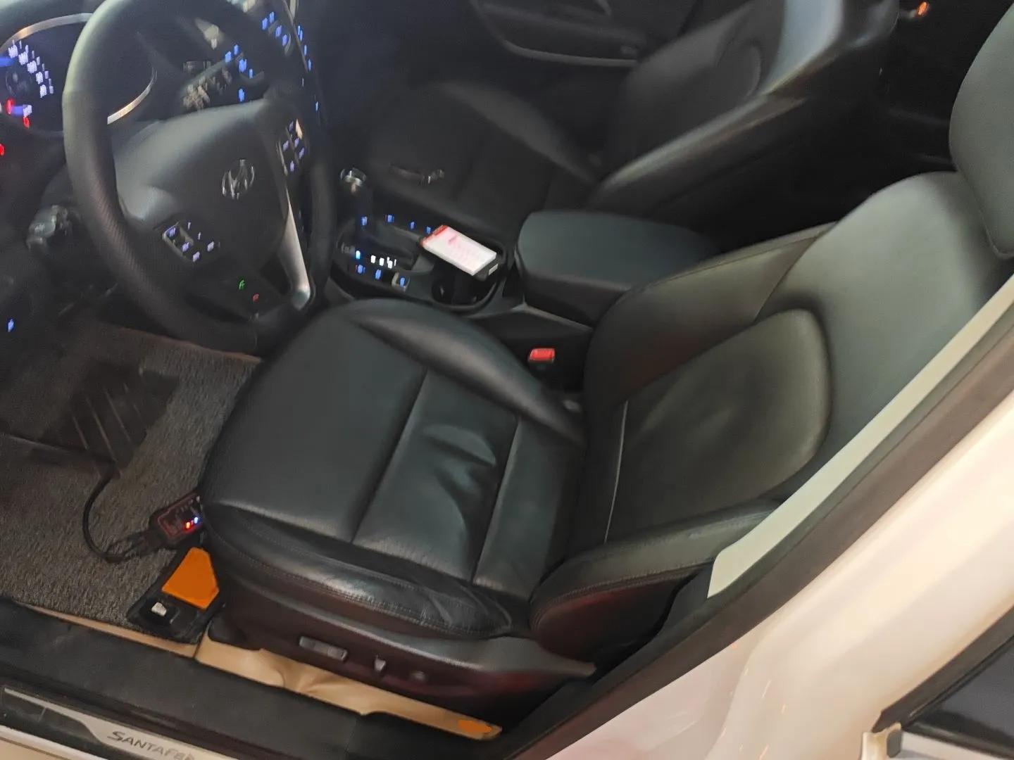 Hyundai Santa Fe Classic 2013 3.0L 4x4 Flagship Edition 7 Seats Euro IV — миниатюра 18