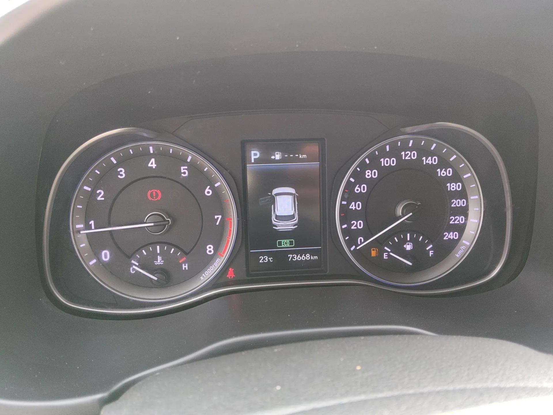 Hyundai ENCINO 2018 1.6T Dual-Clutch ZhiPao Edition China V Standard — миниатюра 15