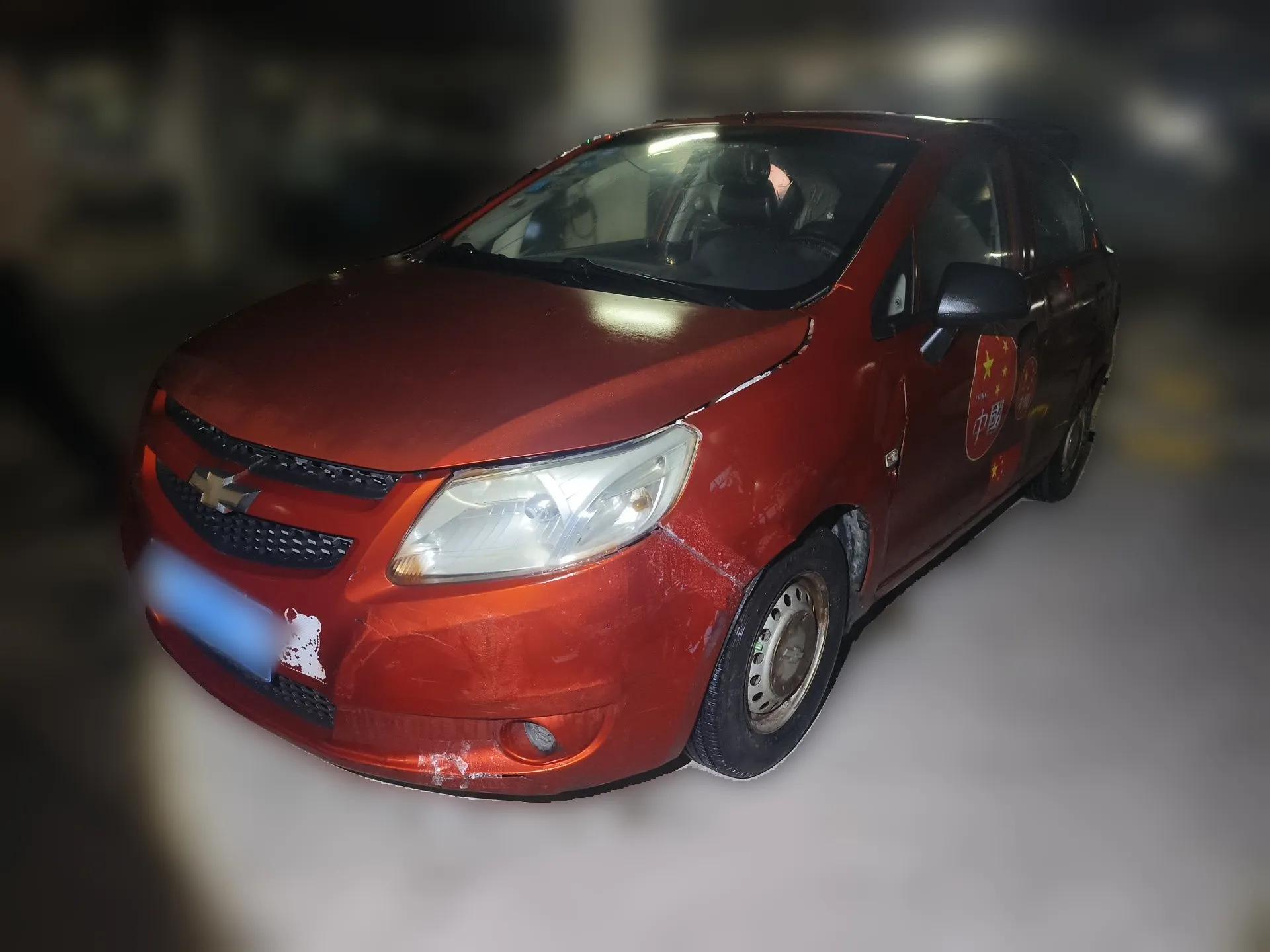 Chevrolet Sail 2013 Sedan 1.2L Manual Fashionable Happiness Edition — миниатюра 1