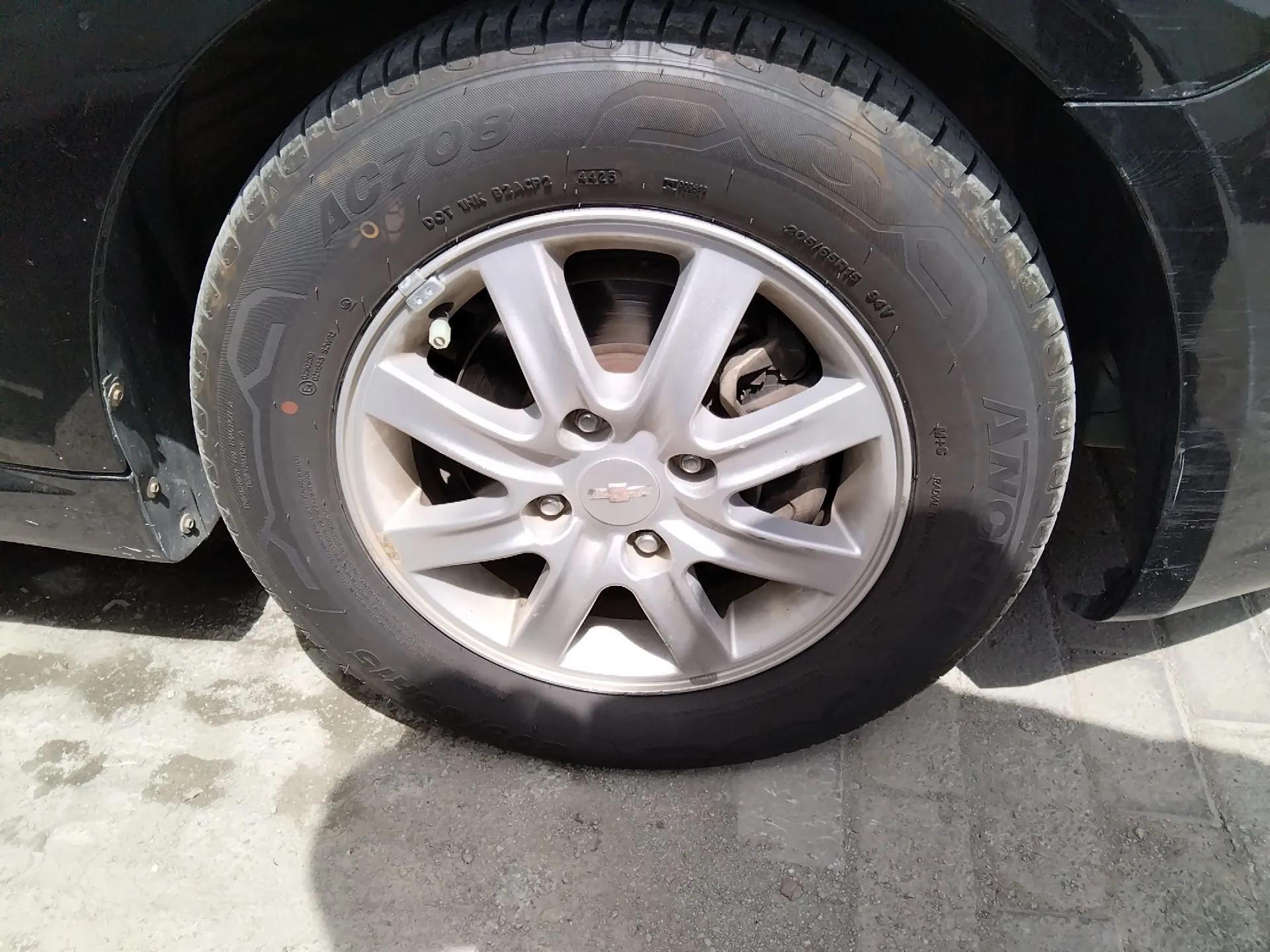 Chevrolet Epica 2013 1.8 SL ZhiZhen Edition MT — миниатюра 8