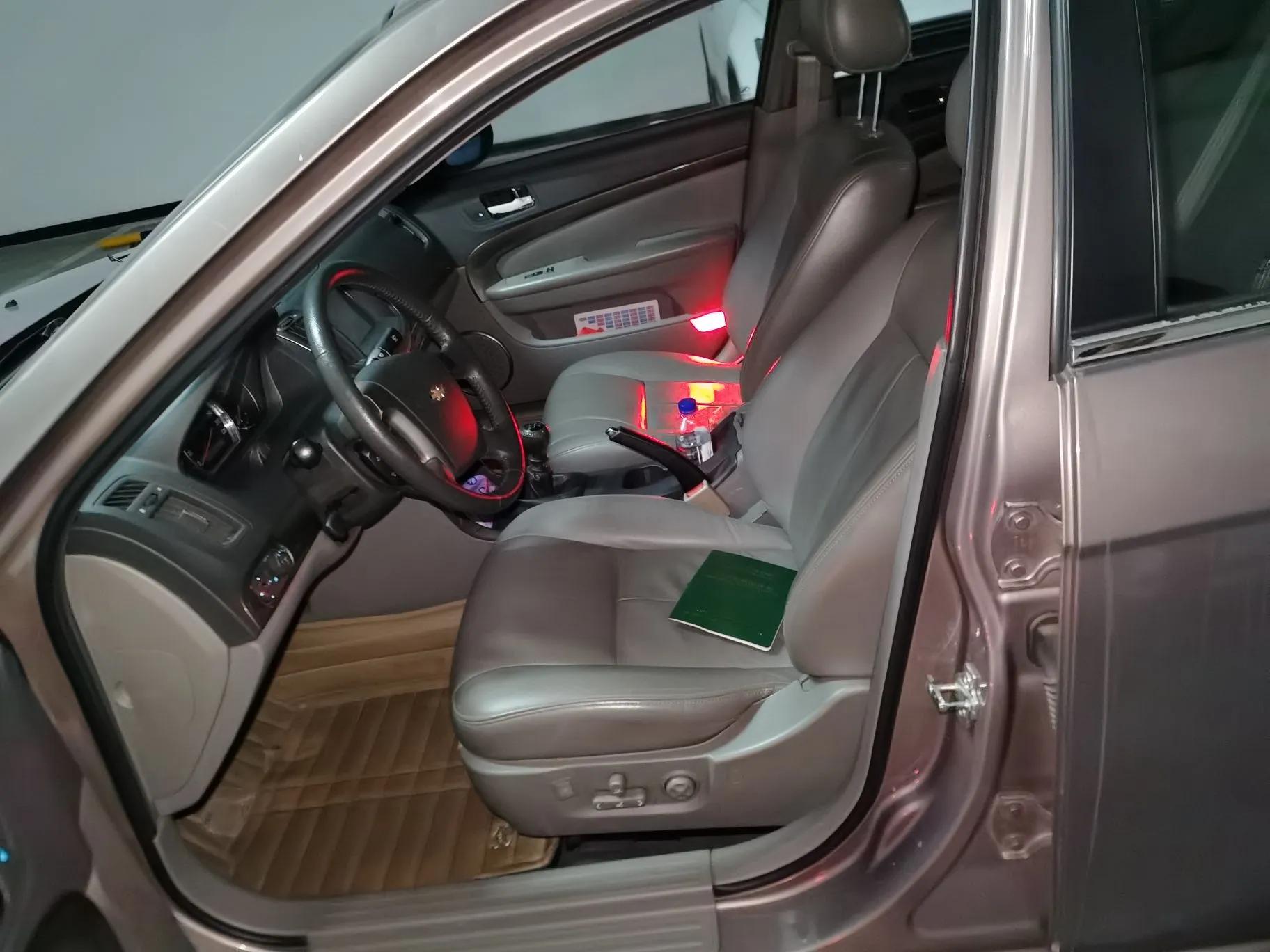 Chevrolet Epica 2013 1.8 SX Luxury Edition MT — миниатюра 16