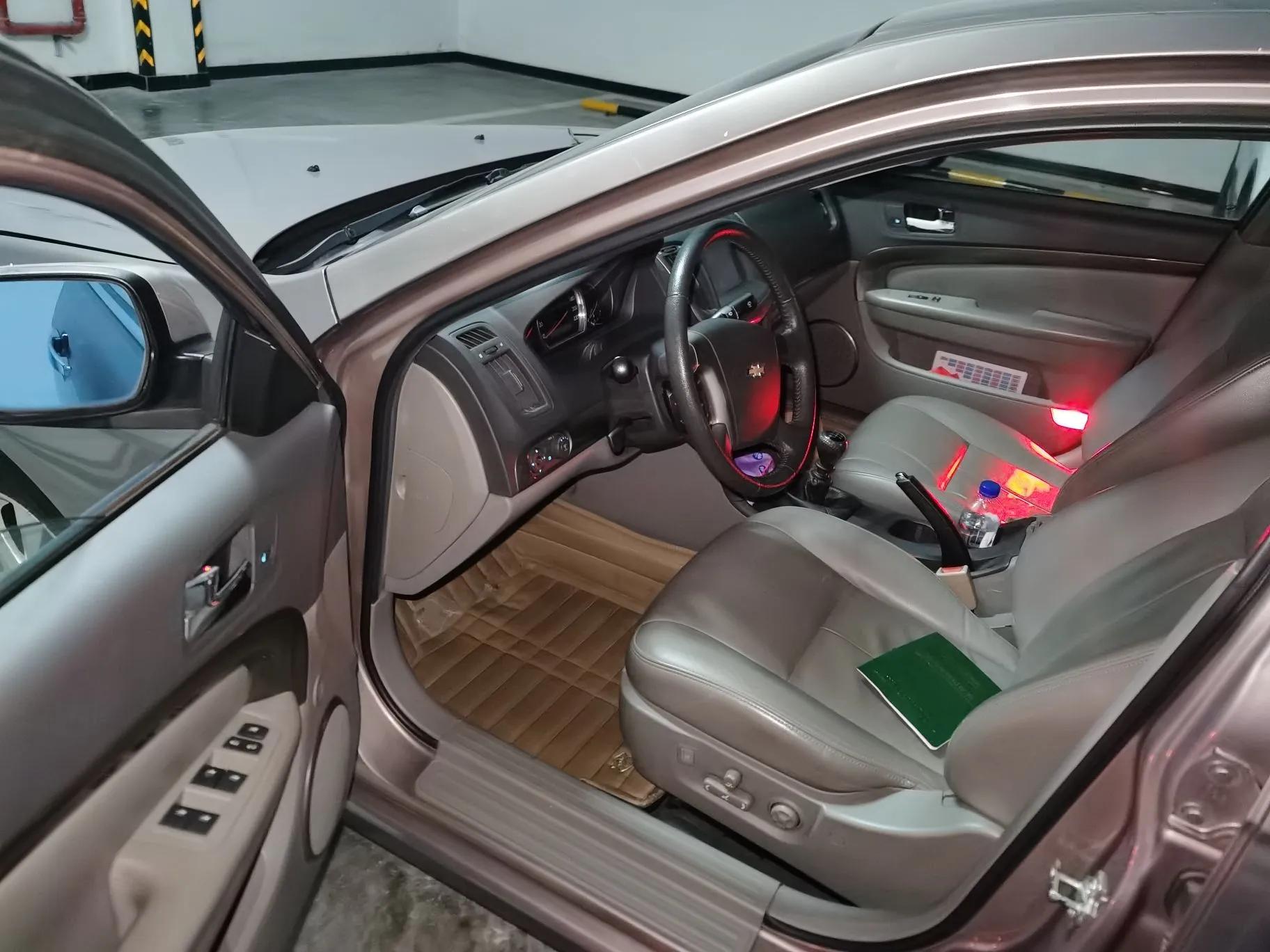 Chevrolet Epica 2013 1.8 SX Luxury Edition MT — миниатюра 17