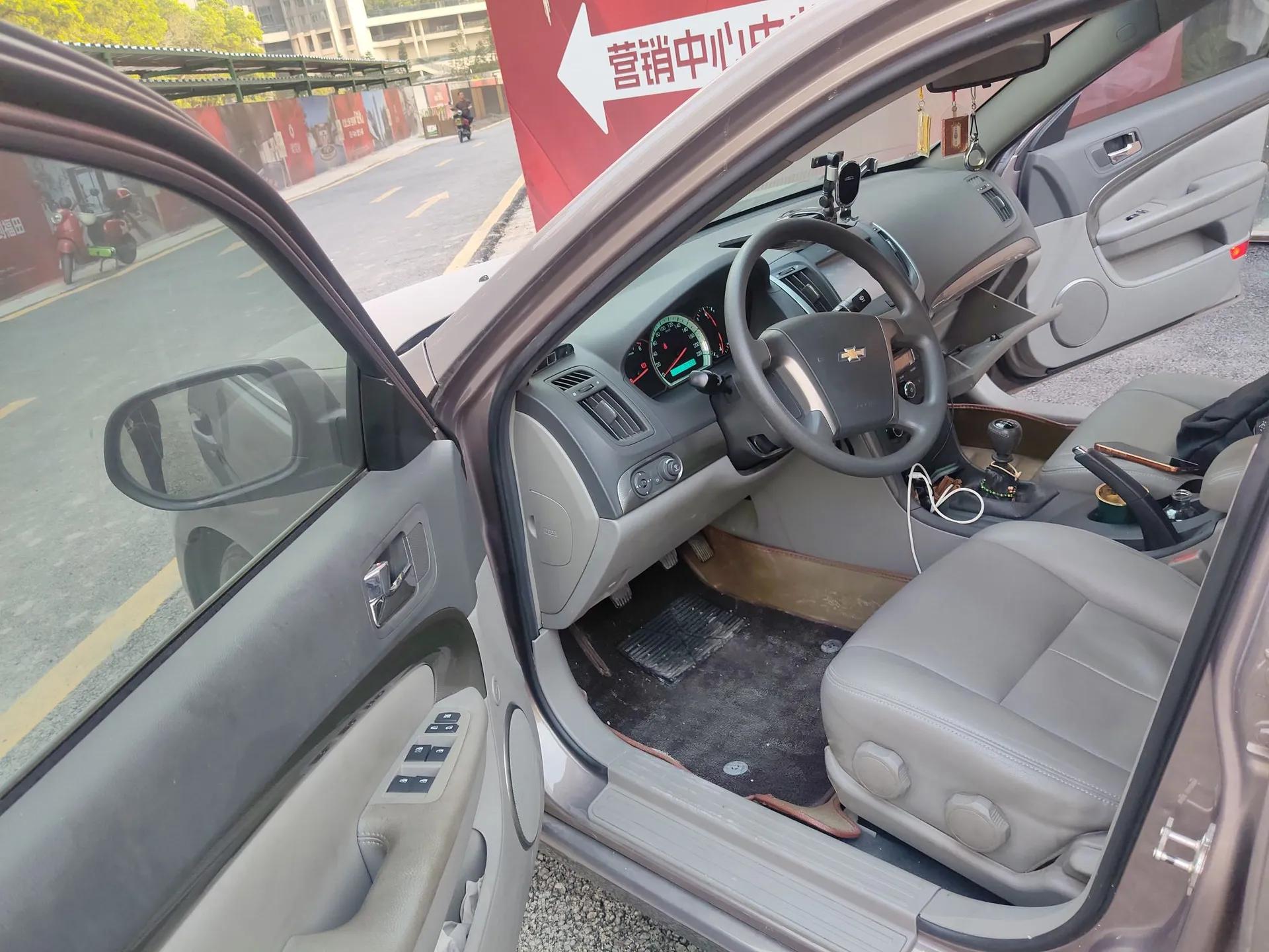 Chevrolet Epica 2013 1.8 SL ZhiZhen Edition MT — миниатюра 17