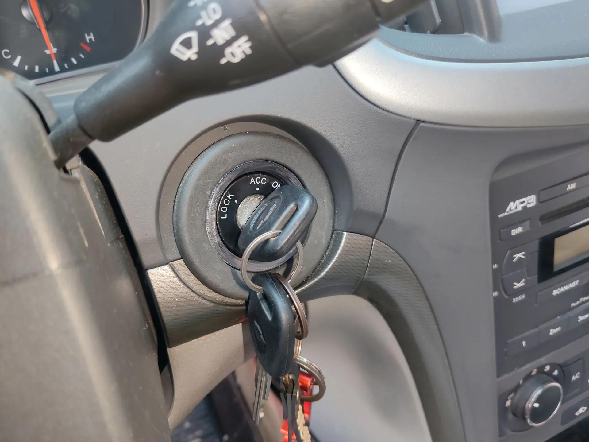 Chevrolet Epica 2013 1.8 SL ZhiZhen Edition MT — миниатюра 9