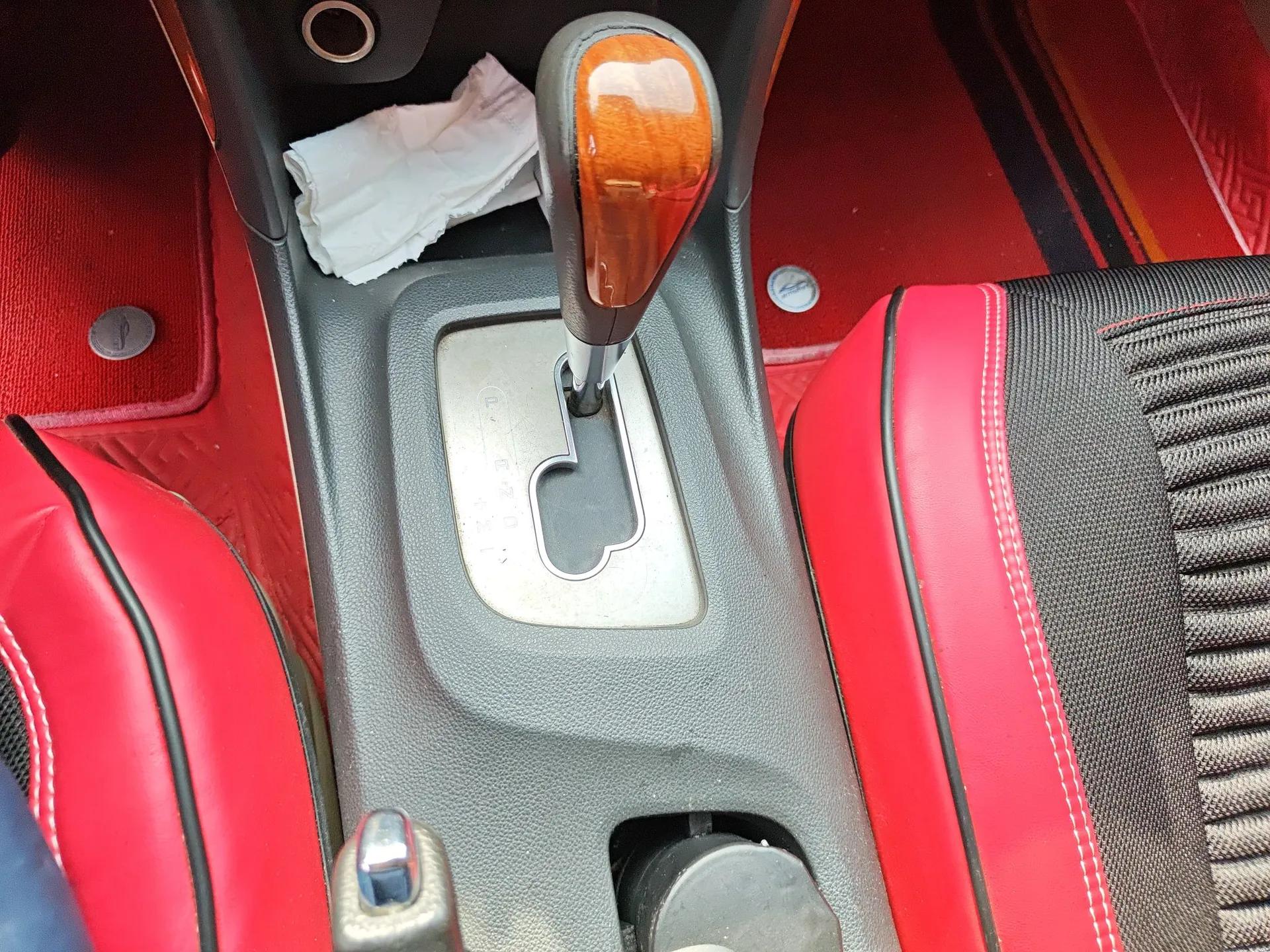 Chevrolet Epica 2013 1.8 SX Luxury Edition AT — миниатюра 15