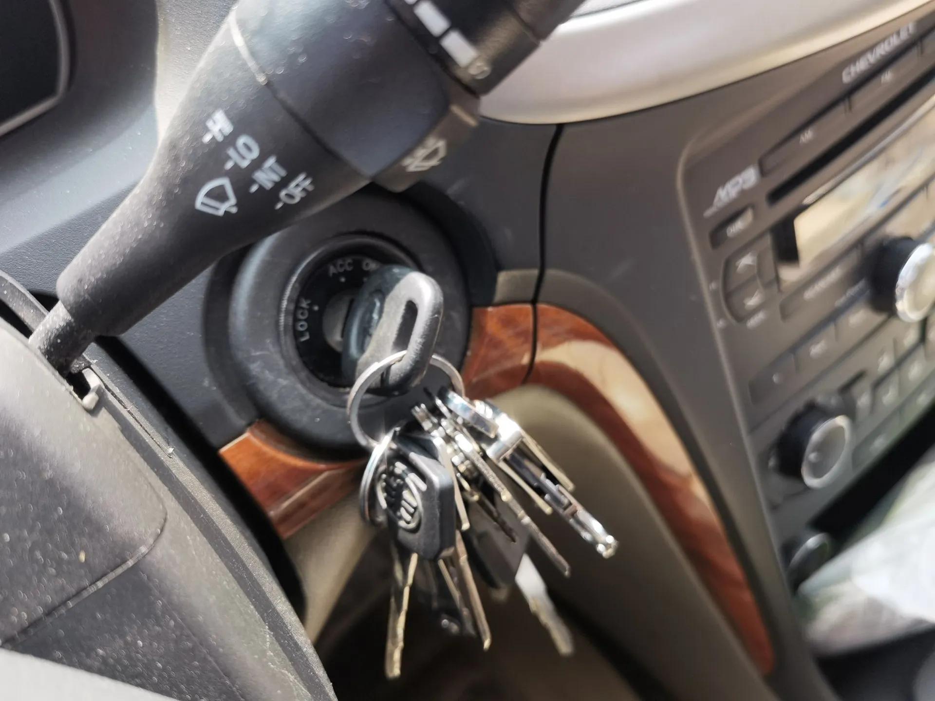 Chevrolet Epica 2013 1.8 SL ZhiZhen Edition MT — миниатюра 9