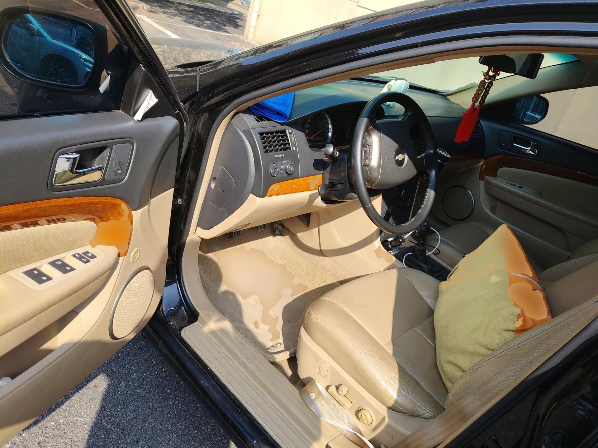 Chevrolet Epica 2011 1.8 Luxury Edition MT — миниатюра 17