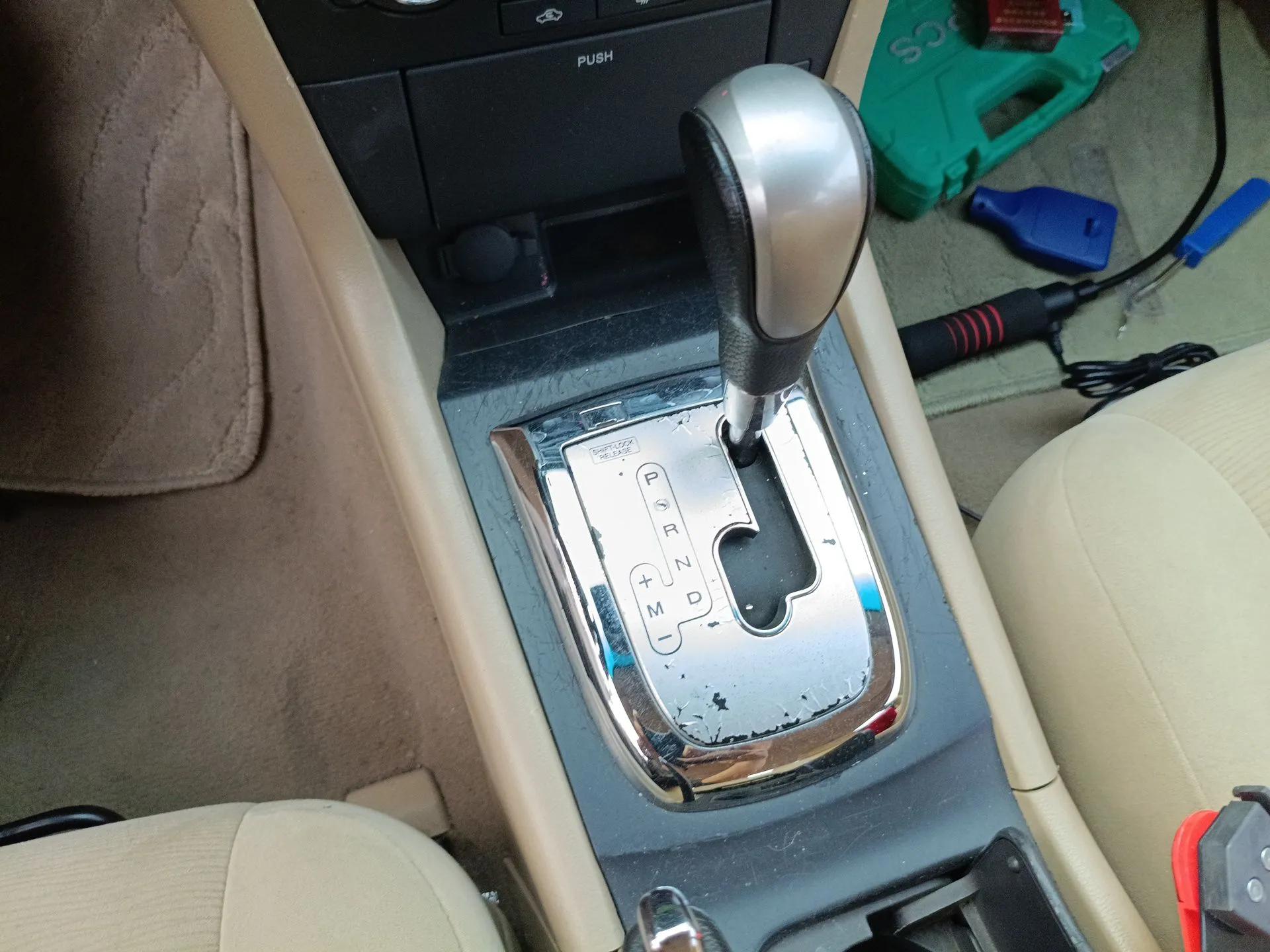 Chevrolet Epica 2012 1.8 Comfort Edition AT — миниатюра 15