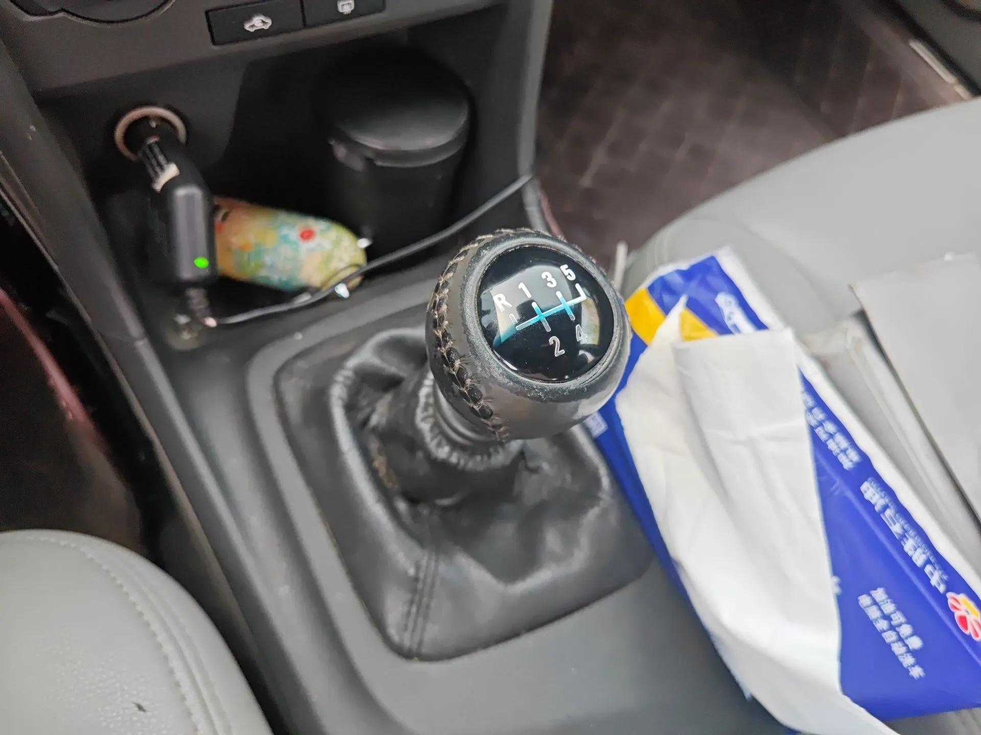 Chevrolet Epica 2013 1.8 SE Comfort Edition MT — миниатюра 15