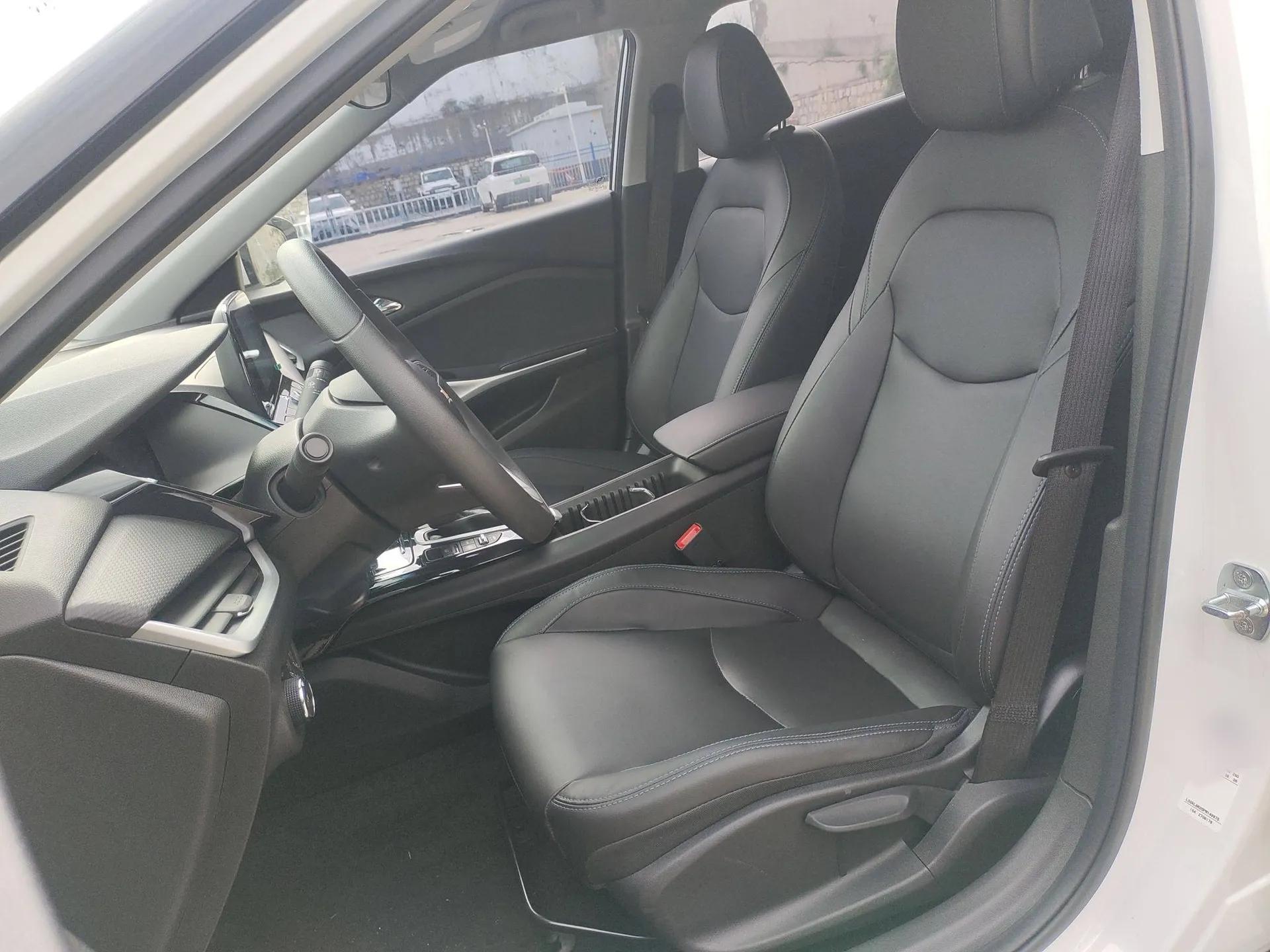 Chevrolet Menlo 2022 Star Enjoyment Edition — миниатюра 16