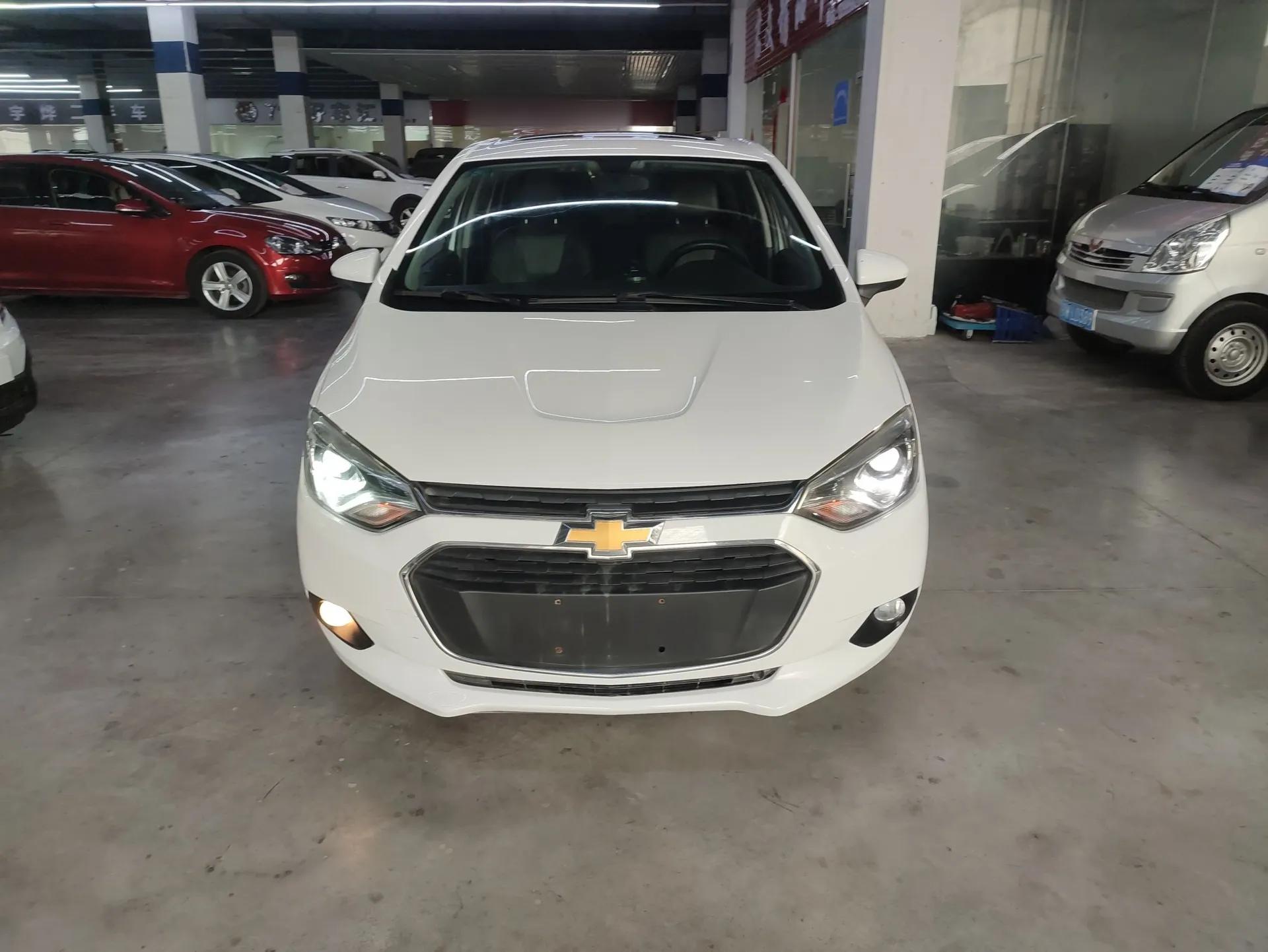 Chevrolet Lova RV 2016 1.5L Automatic FunDrive Edition — миниатюра 2