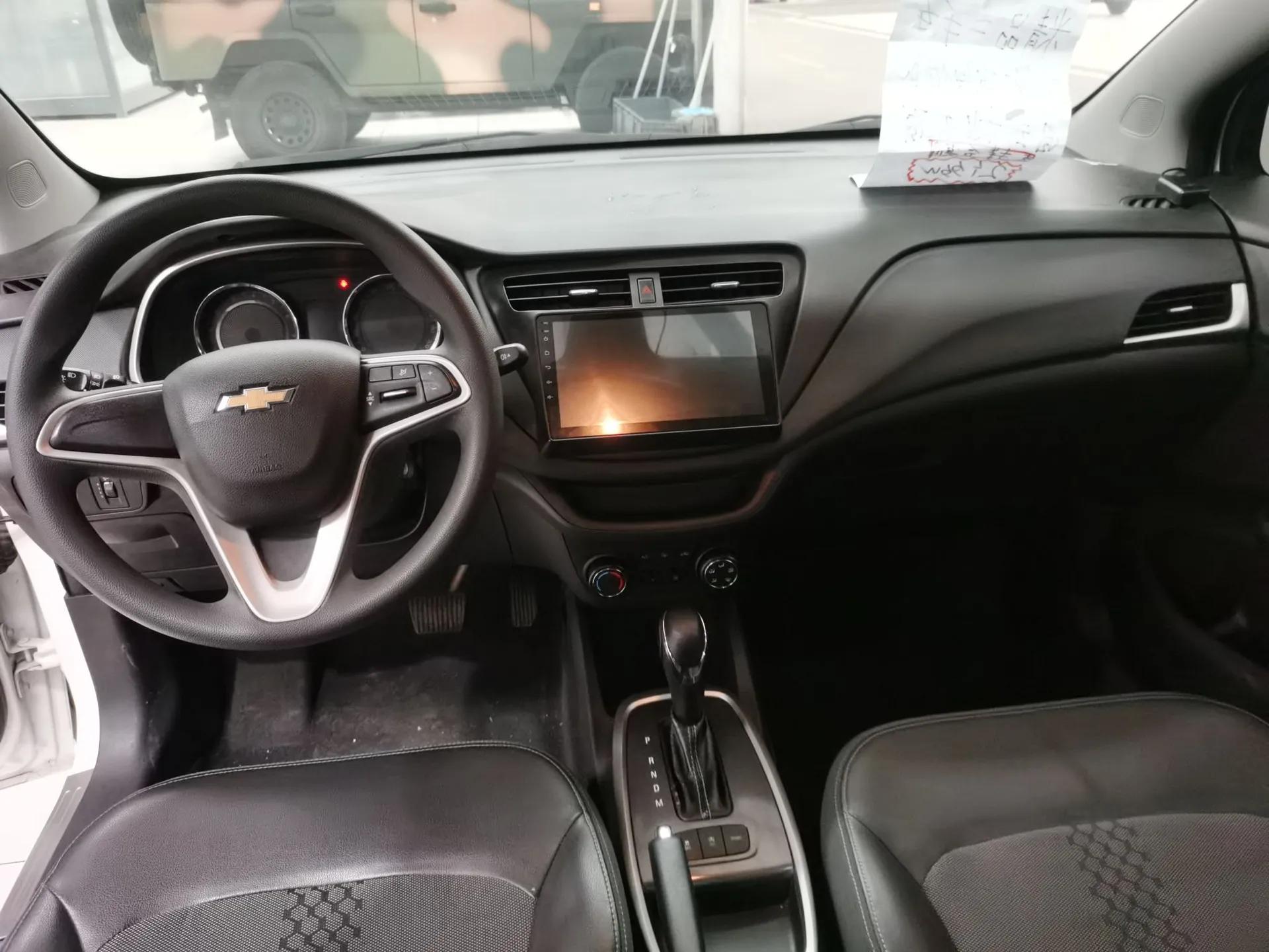 Chevrolet Lova RV 2016 1.5L Automatic Smart Drive Edition — миниатюра 12