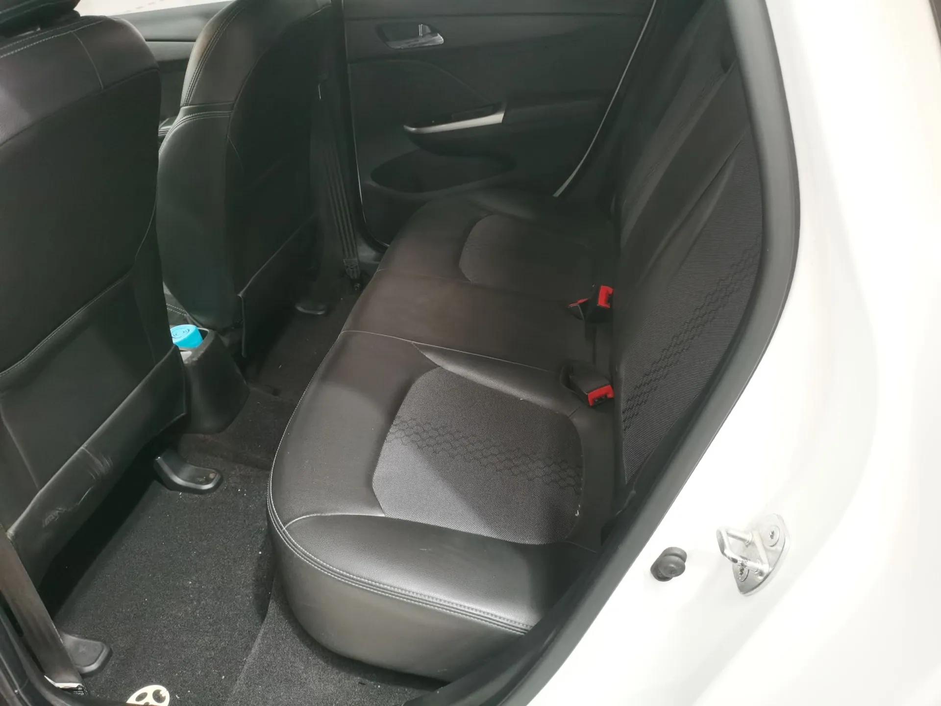 Chevrolet Lova RV 2016 1.5L Automatic Smart Drive Edition — миниатюра 19
