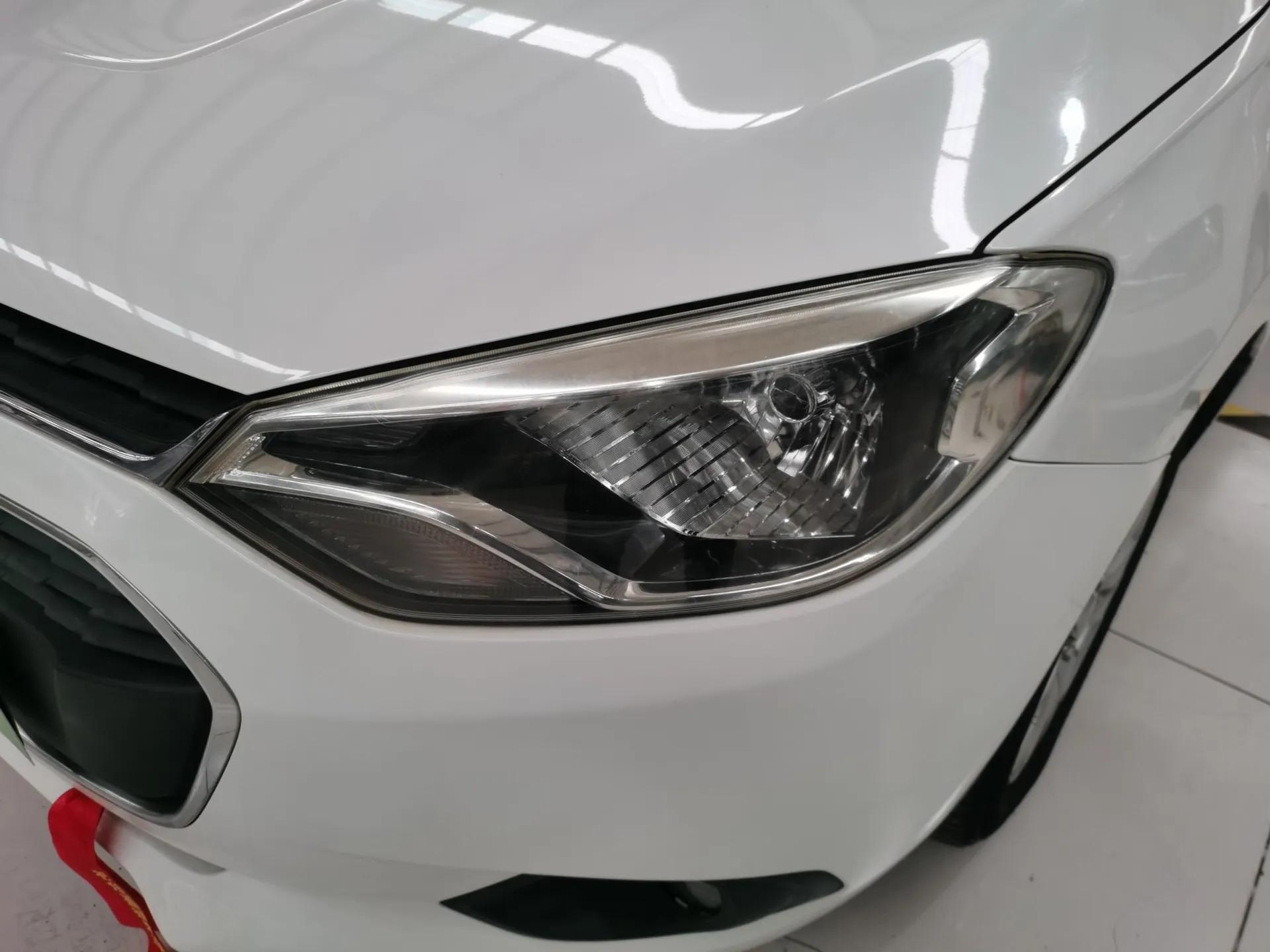 Chevrolet Lova RV 2016 1.5L Automatic Smart Drive Edition — миниатюра 5