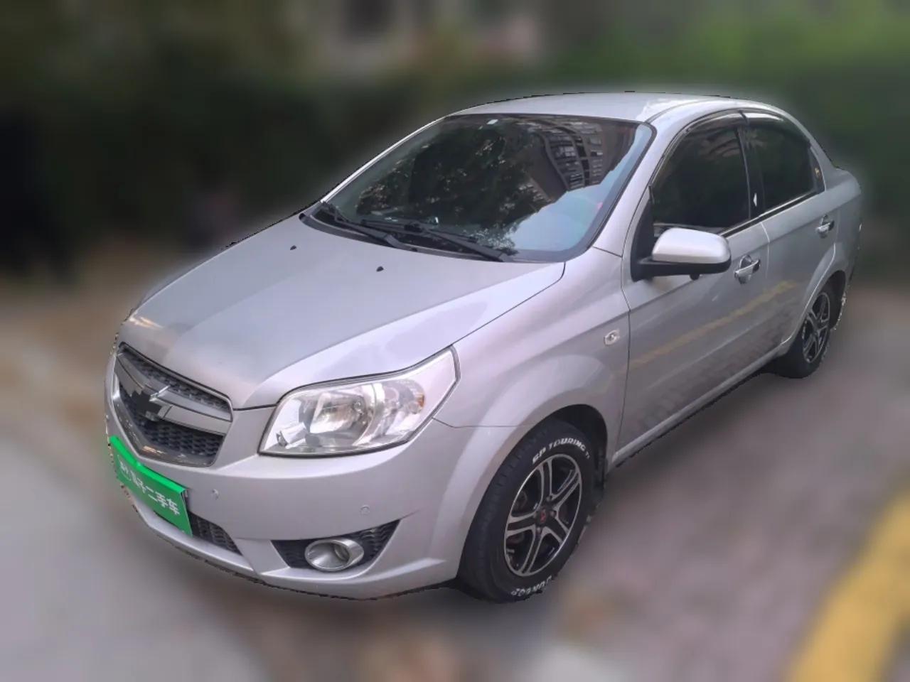 Chevrolet Lova 2010 1.4 AT Fashion Edition — миниатюра 1