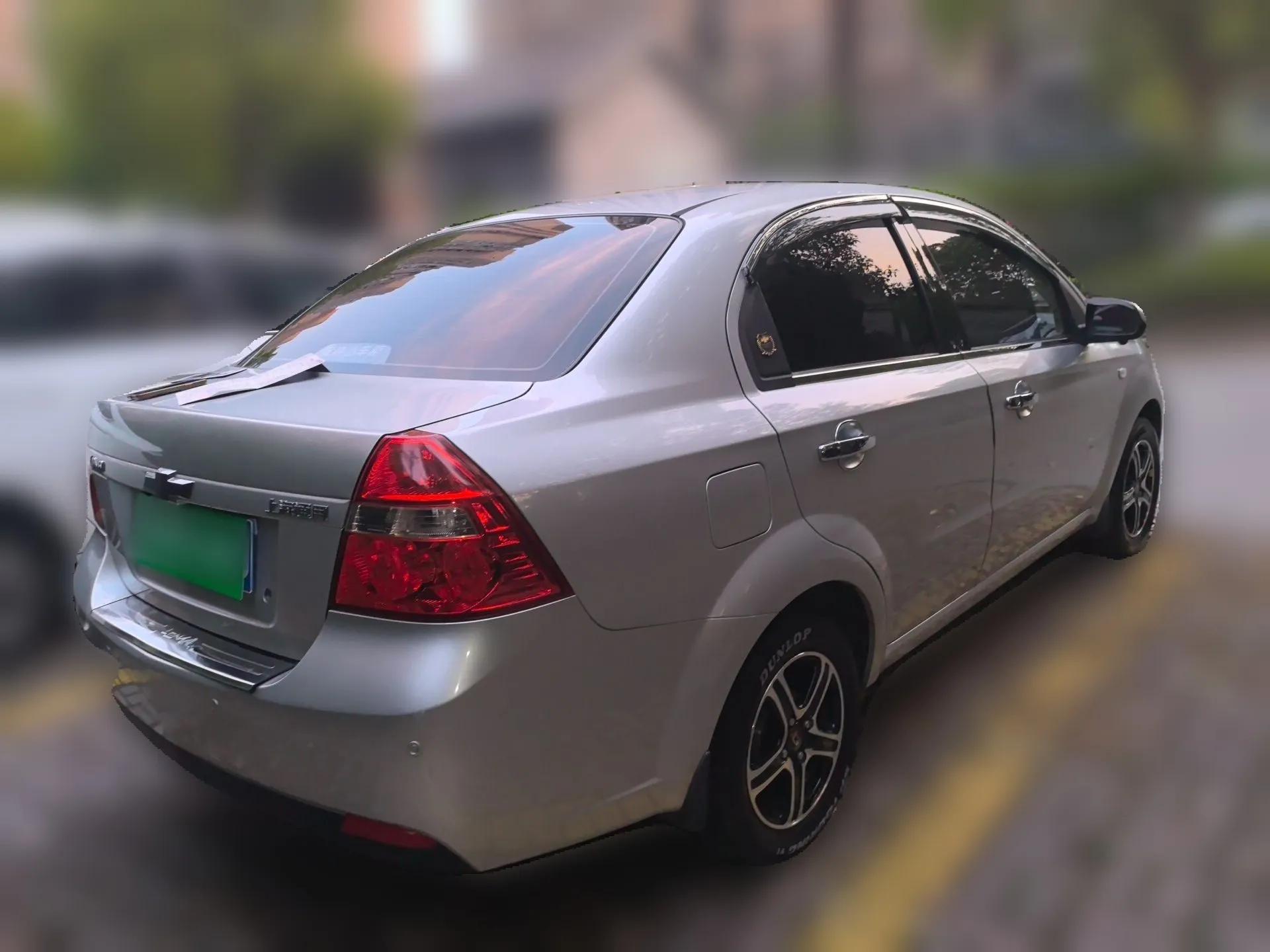 Chevrolet Lova 2010 1.4 AT Fashion Edition — миниатюра 6