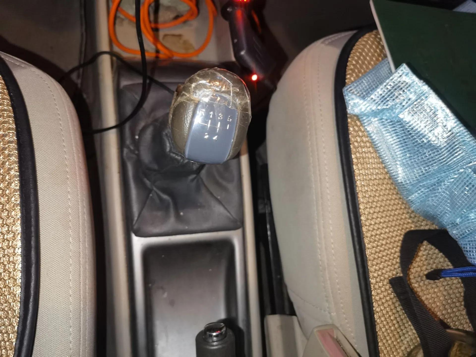 Chevrolet Lova 2010 1.6MT Dynamic Edition — миниатюра 15