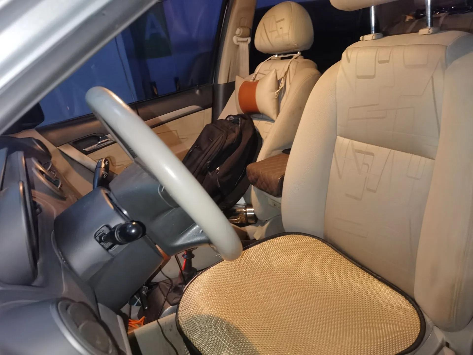 Chevrolet Lova 2010 1.6MT Dynamic Edition — миниатюра 16