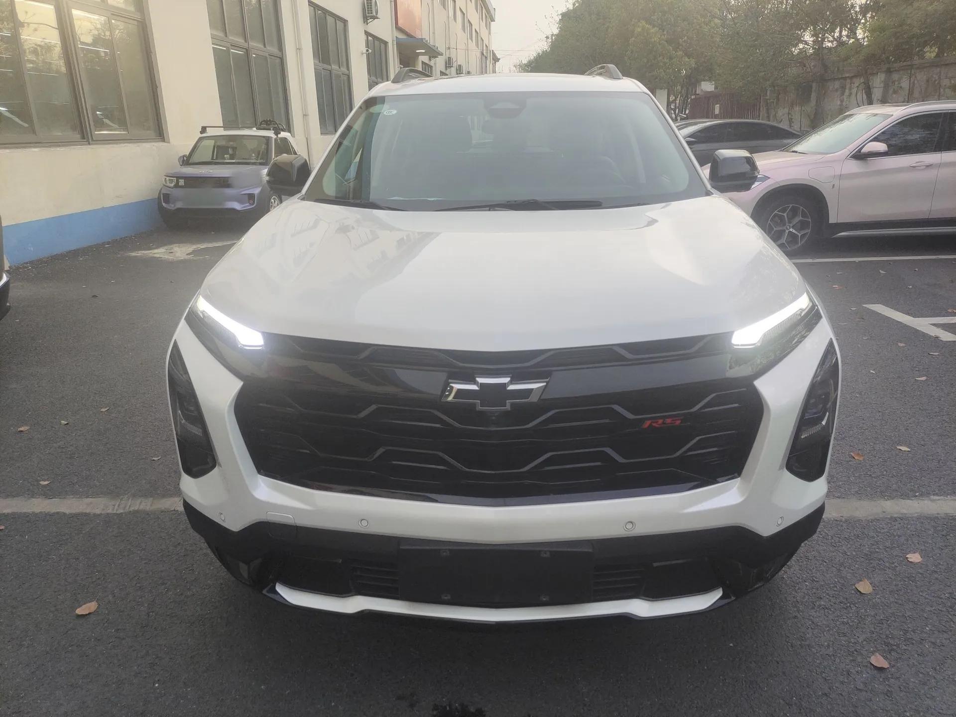 Chevrolet Equinox Plus 2024 102km RS Ultimate Edition — миниатюра 2
