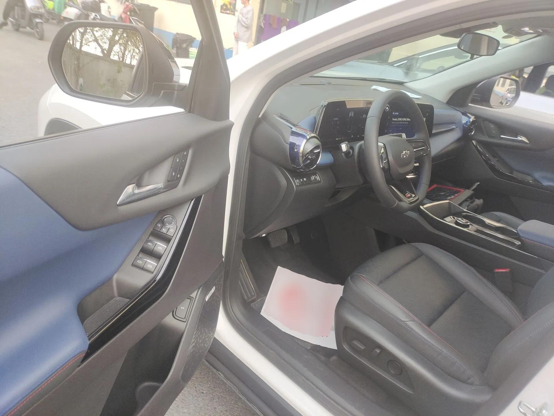 Chevrolet Equinox Plus 2024 102km RS Ultimate Edition — миниатюра 19