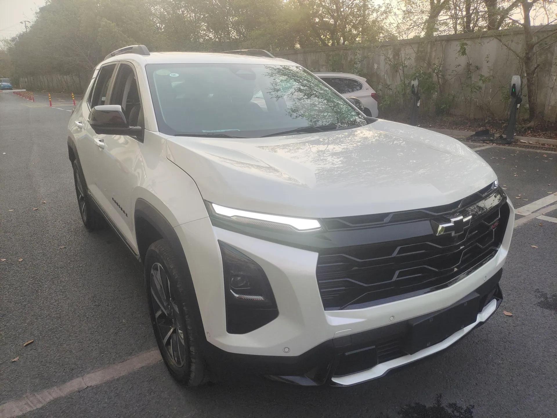 Chevrolet Equinox Plus 2024 102km RS Ultimate Edition — миниатюра 3