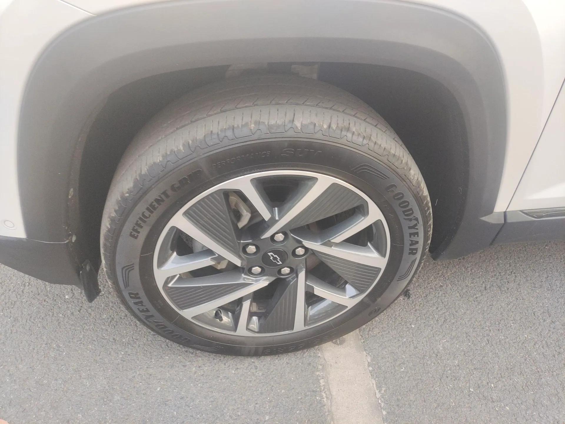 Chevrolet Equinox Plus 2024 102km RS Ultimate Edition — миниатюра 8