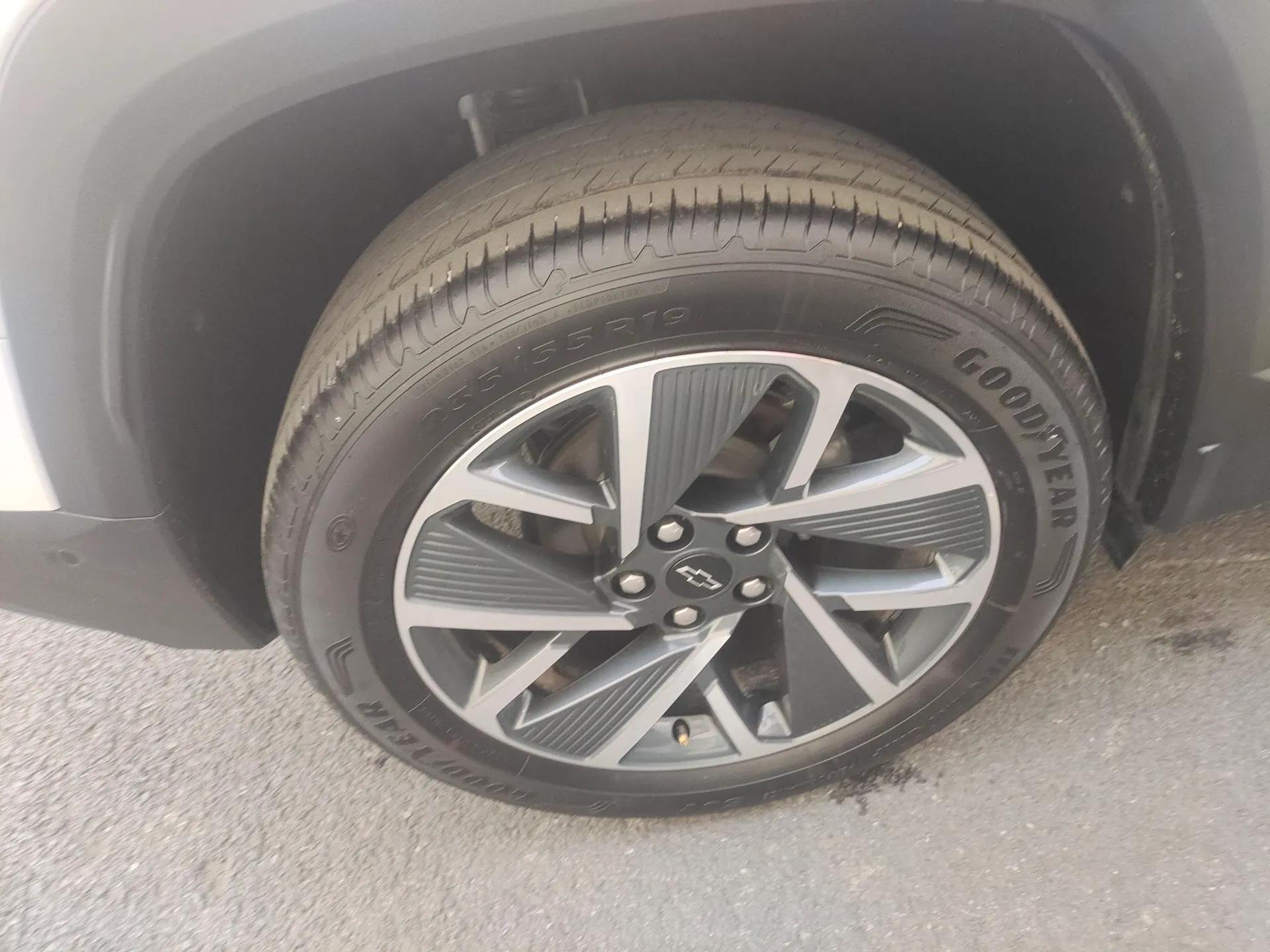 Chevrolet Equinox Plus 2024 102km RS Ultimate Edition — миниатюра 10