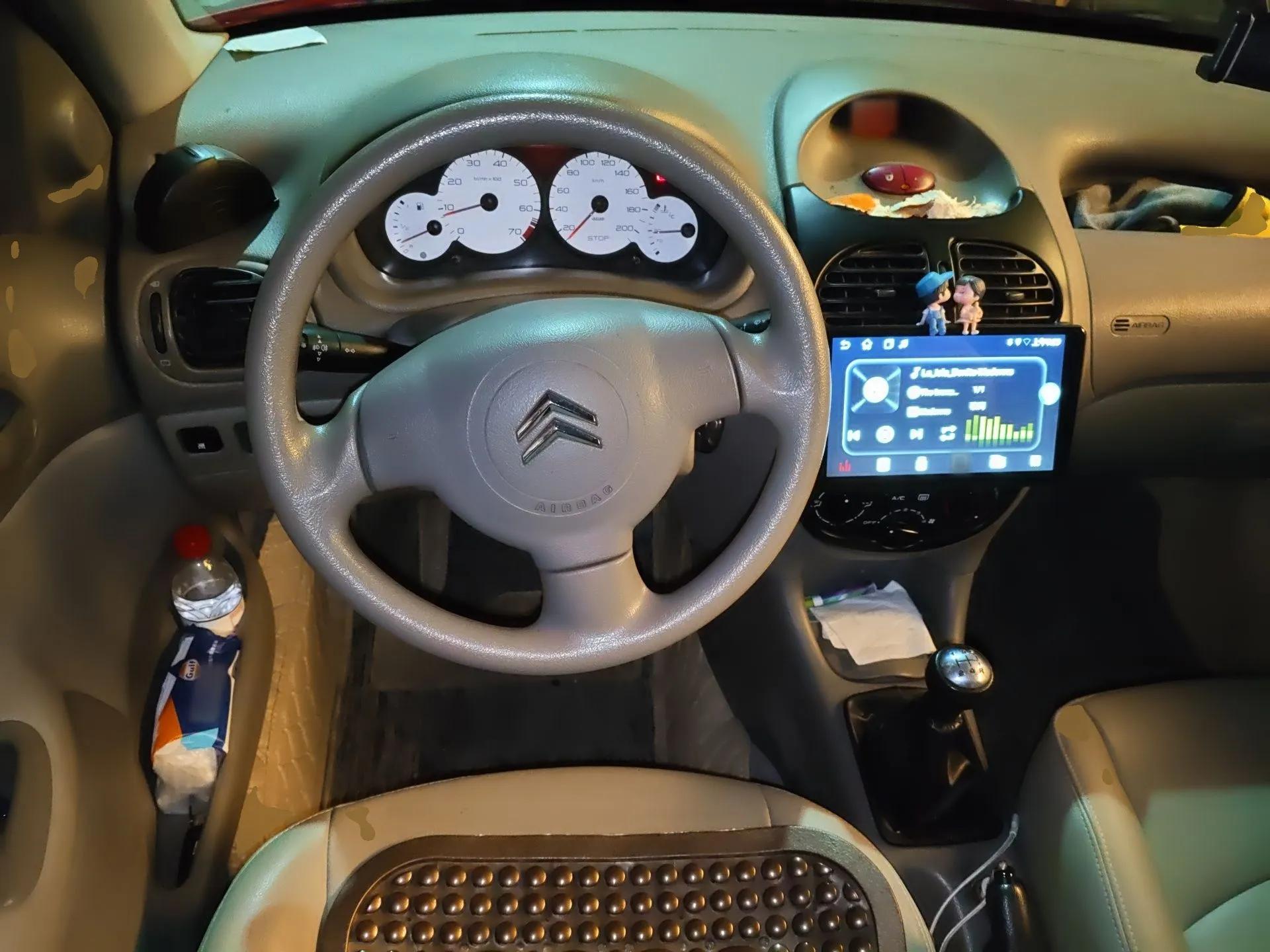 Citroen C2 2012 1.4L Manual Comfort Edition — миниатюра 11