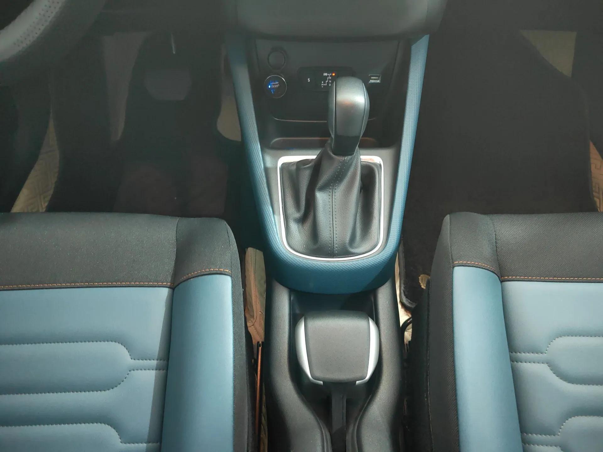 Citroen C4 AIRCROSS Yunyi 2018 230THP Automatic Internet E-Zhi Edition — миниатюра 17