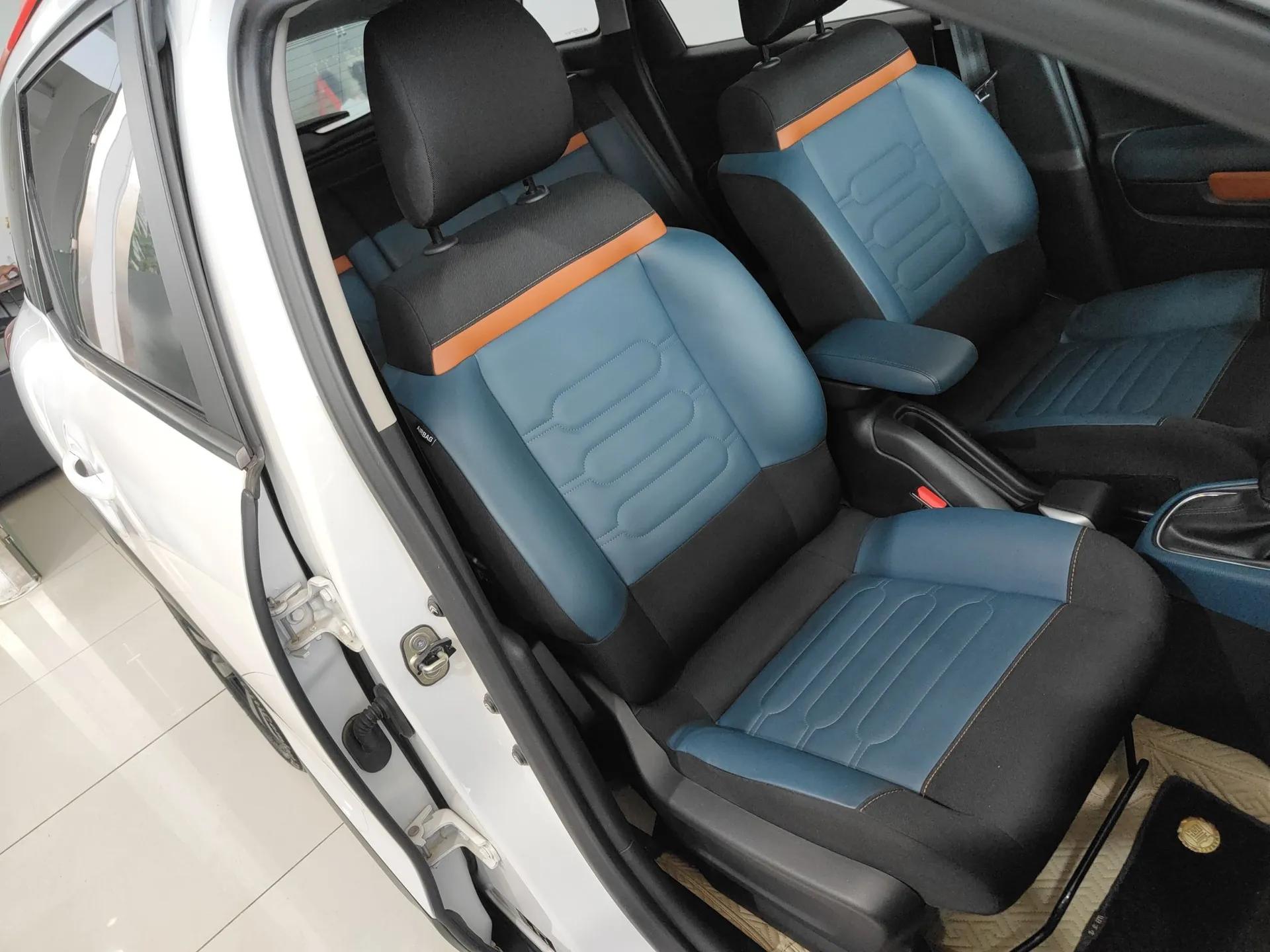 Citroen C4 AIRCROSS Yunyi 2018 230THP Automatic Internet E-Zhi Edition — миниатюра 23