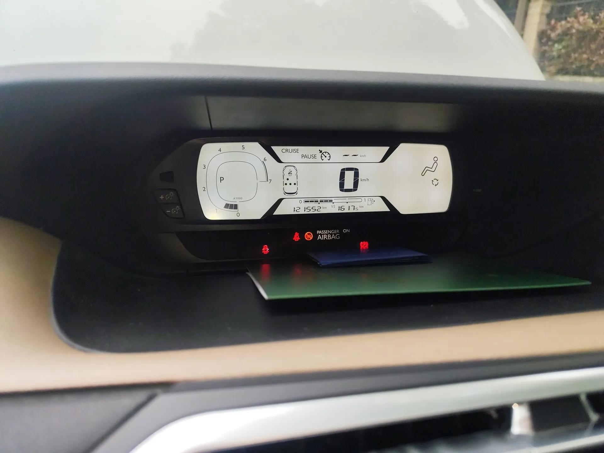 Citroen C4 Picasso 2015 1.6T Luxury 5-Seat Model — миниатюра 12