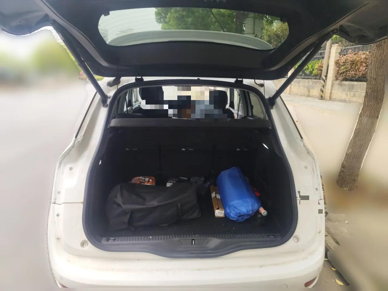 Citroen C4 Picasso 2015 1.6T Luxury 5-Seat Model — миниатюра 20