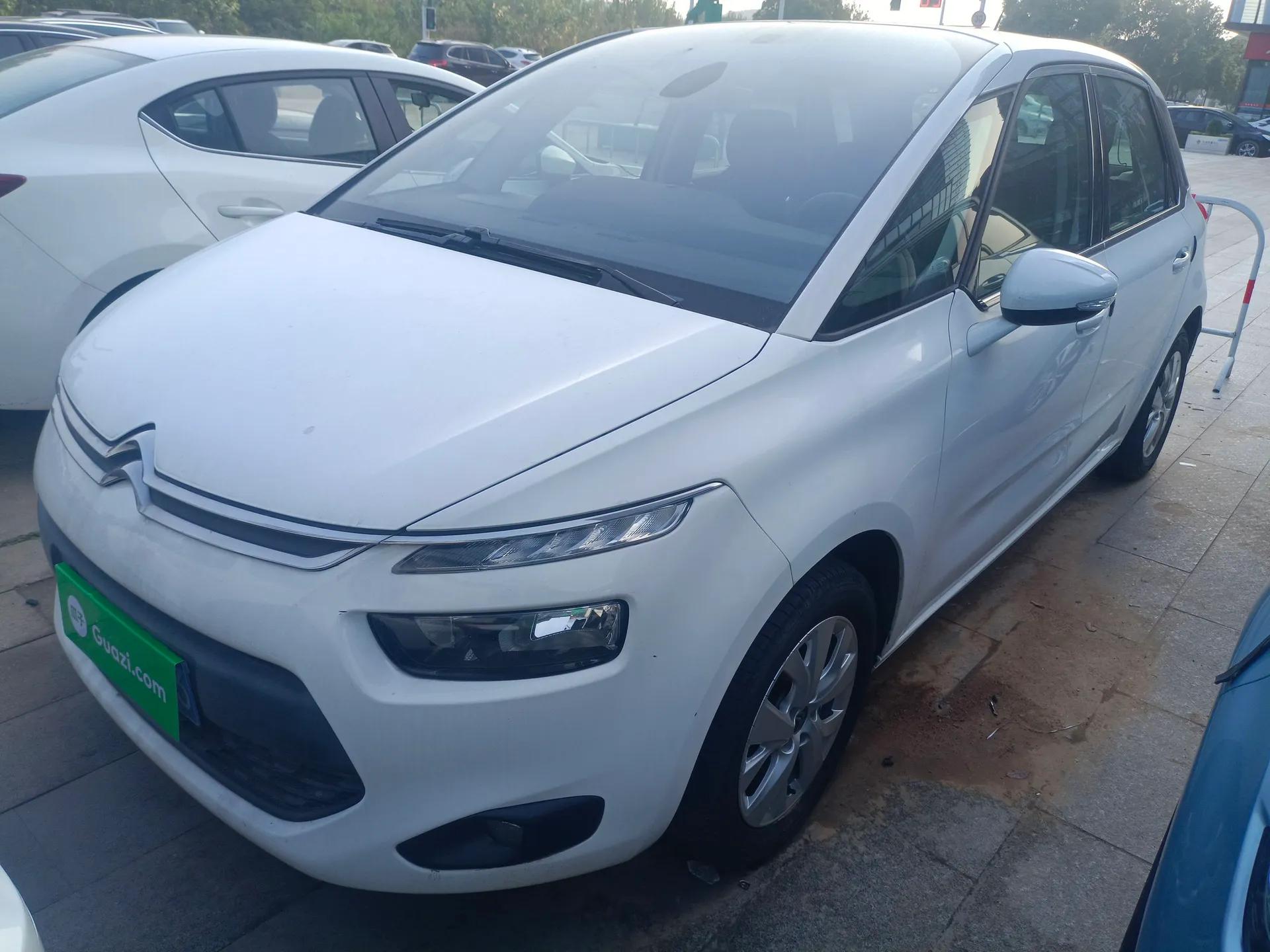 Citroen C4 Picasso 2015 1.6T Fashion Model 5 Seats — миниатюра 1